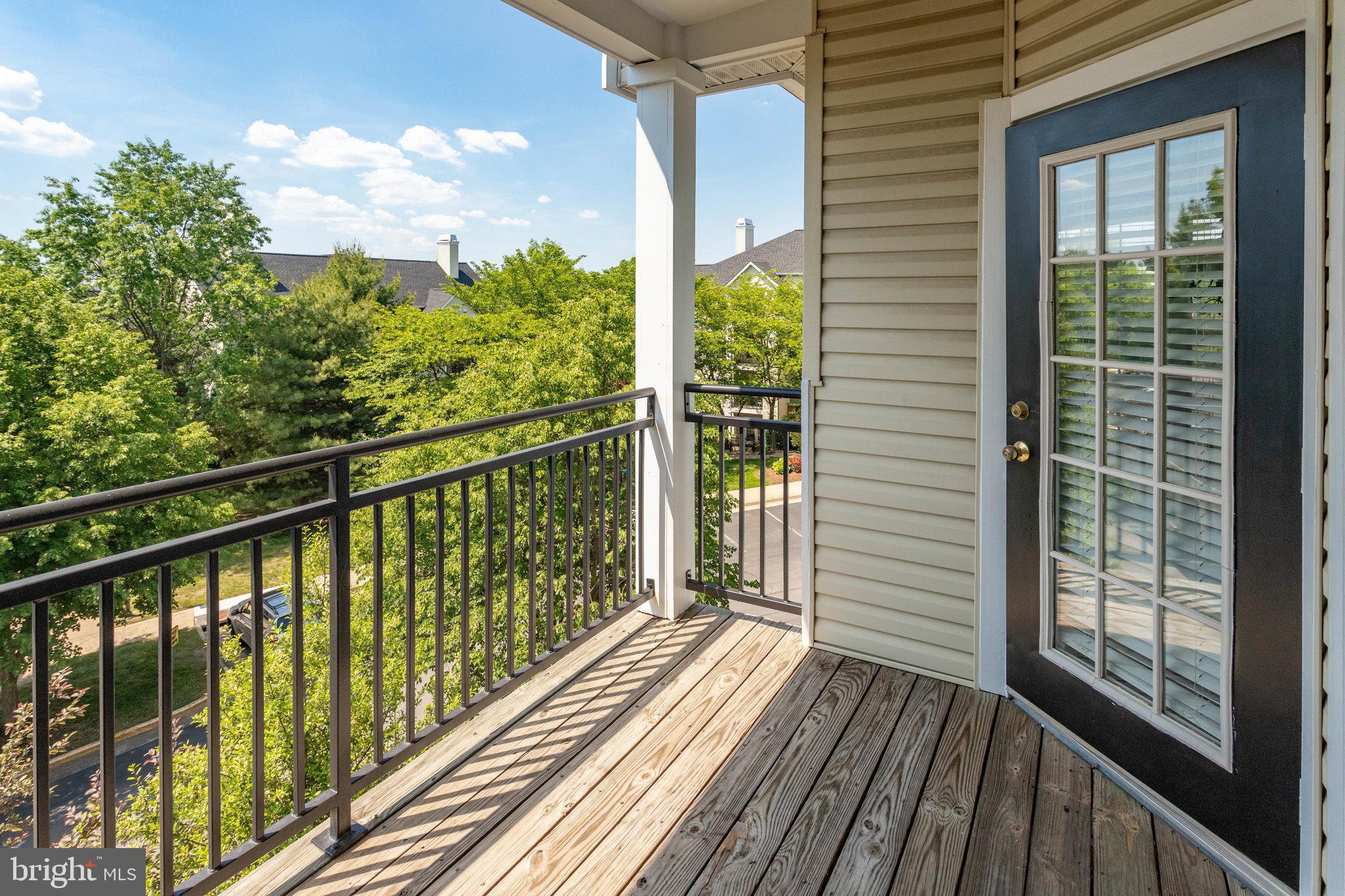 RANDOM HILLS - Residential Lease