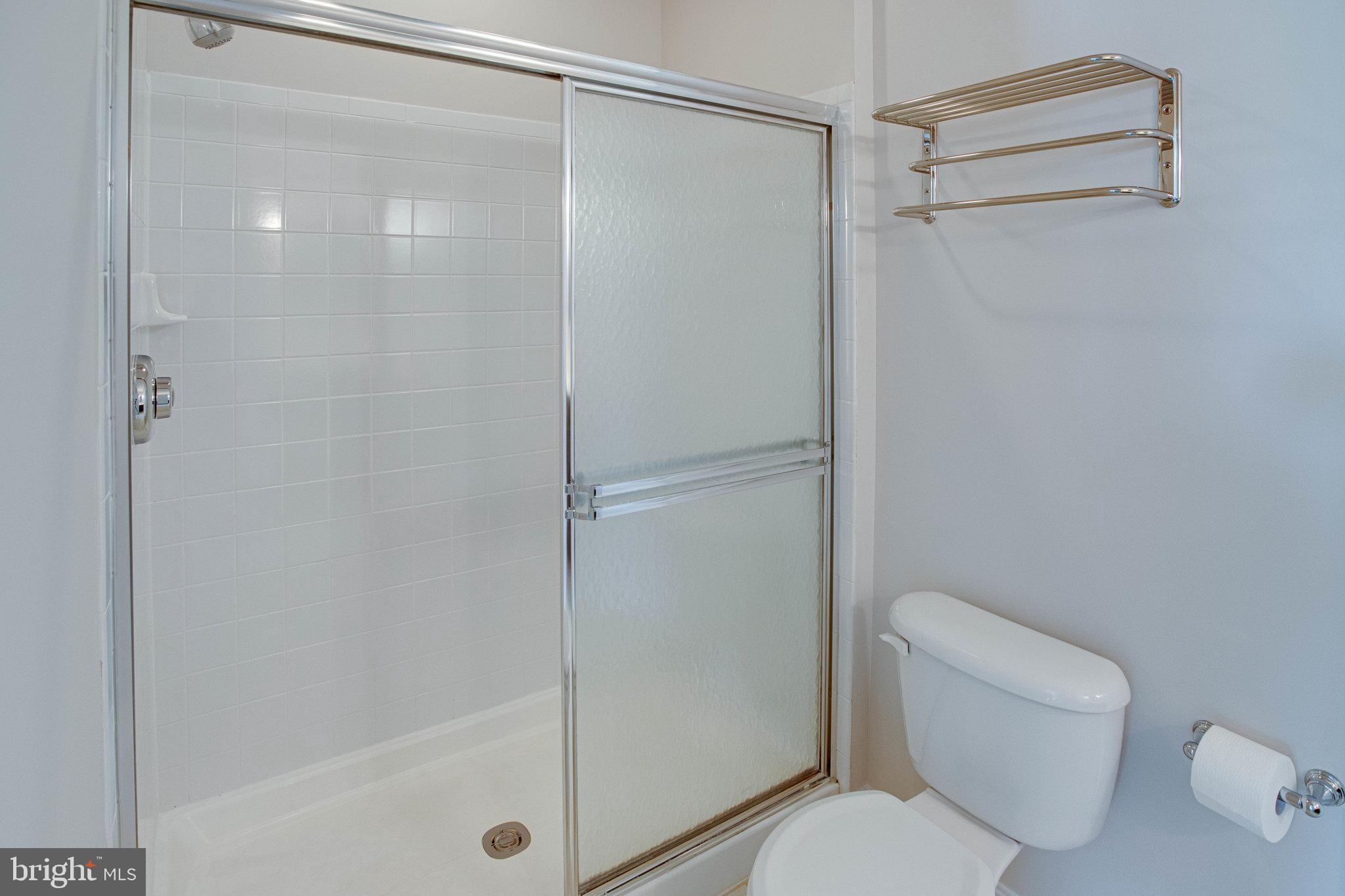 RANDOM HILLS - Residential Lease