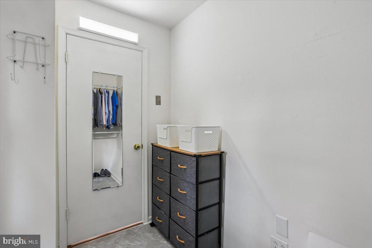 ROCKSHIRE TOWNHOMES - Residential