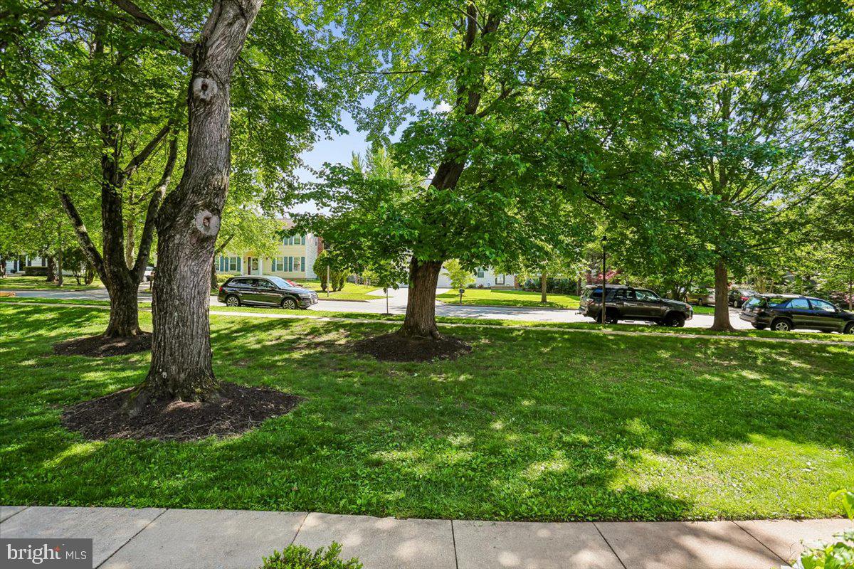 ROCKSHIRE TOWNHOMES - Residential