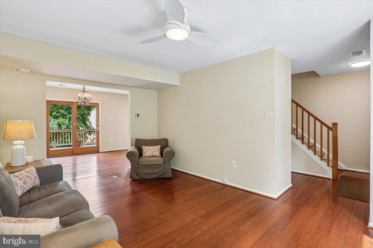 ROCKSHIRE TOWNHOMES - Residential
