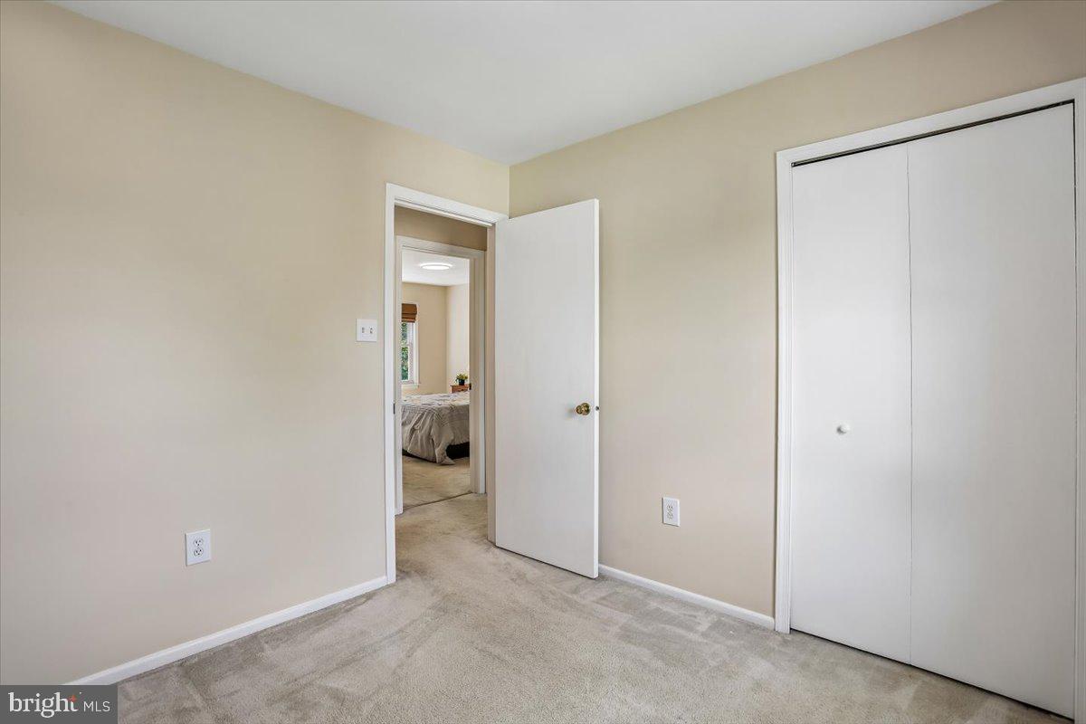 ROCKSHIRE TOWNHOMES - Residential