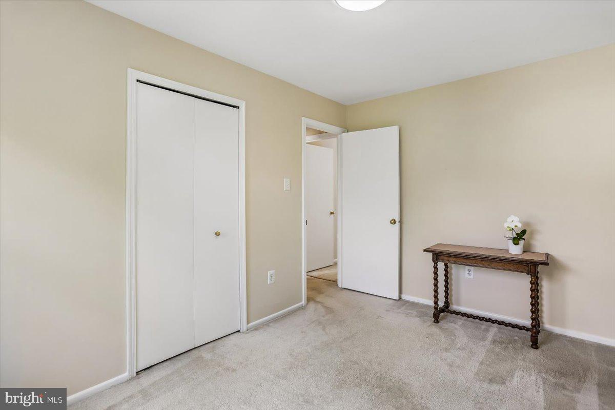 ROCKSHIRE TOWNHOMES - Residential