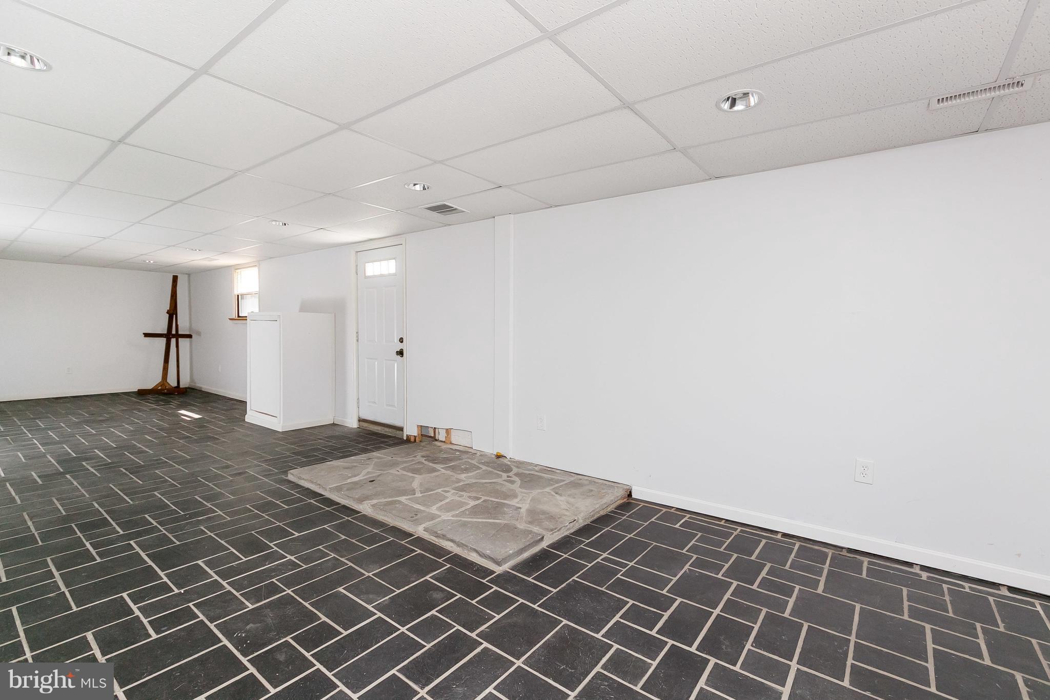 BLACKTHORN - Residential