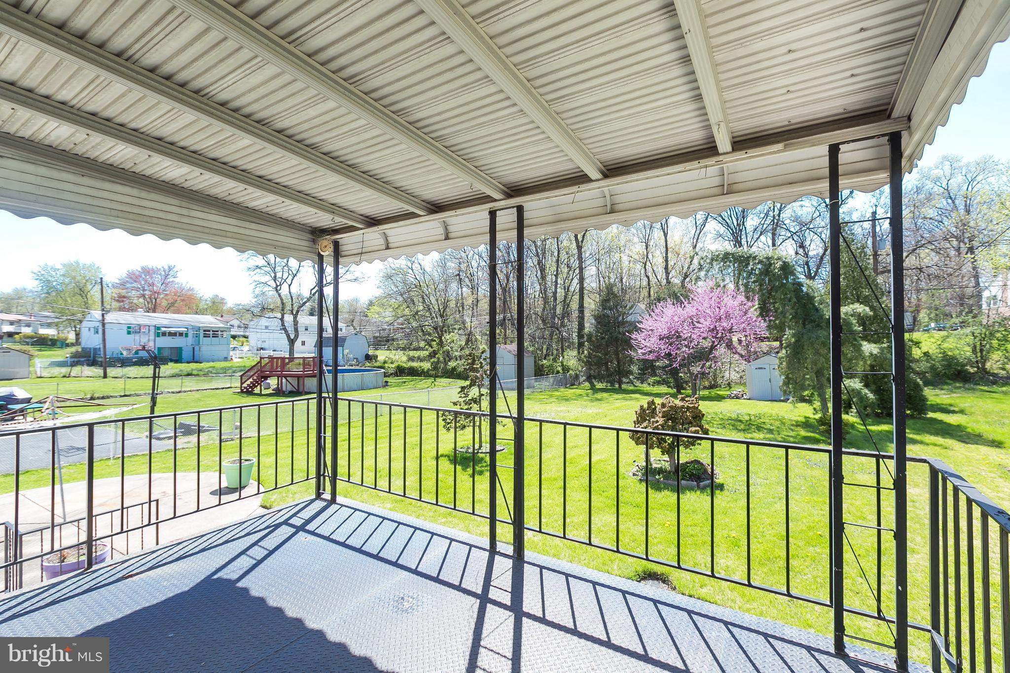 BLACKTHORN - Residential