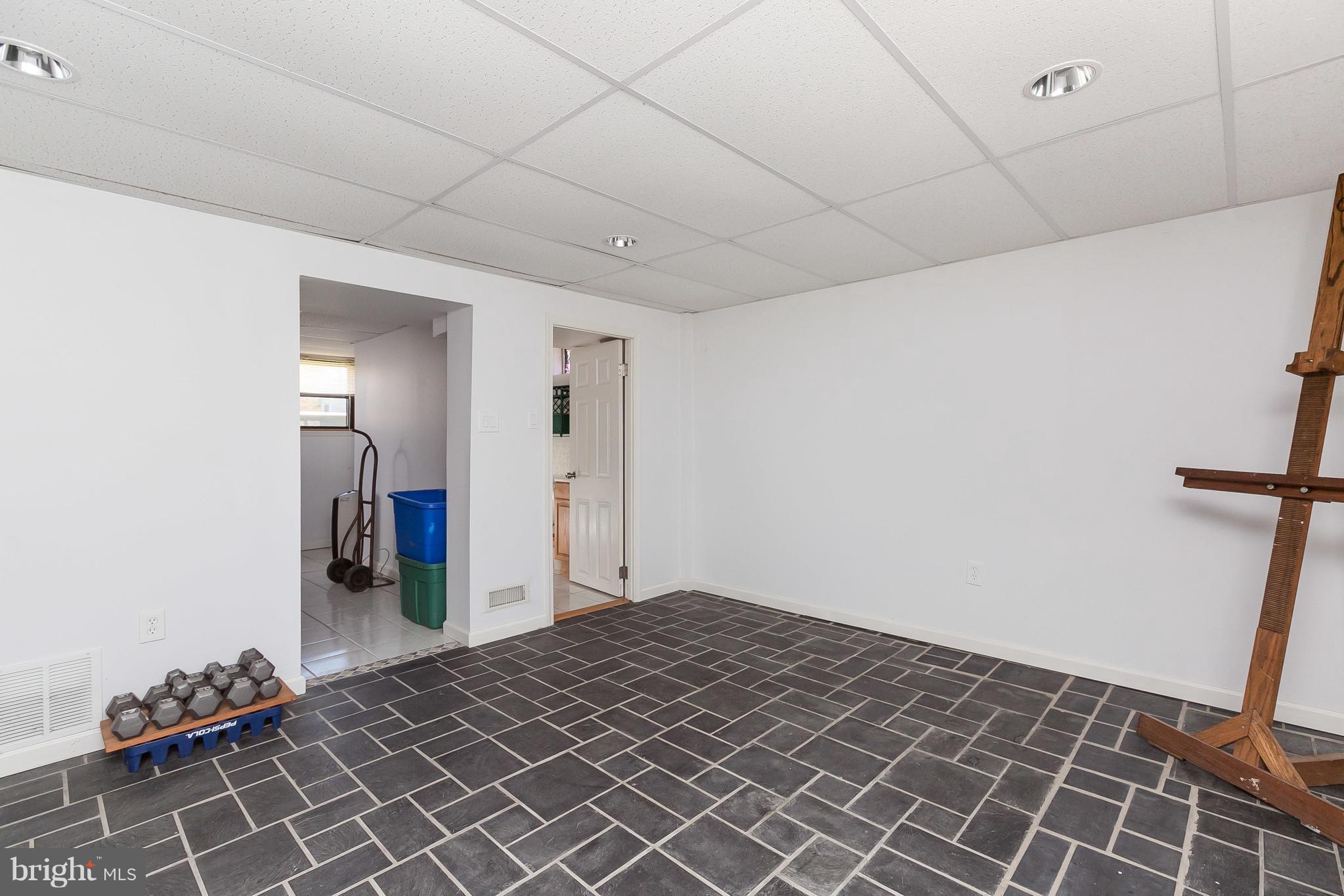 BLACKTHORN - Residential