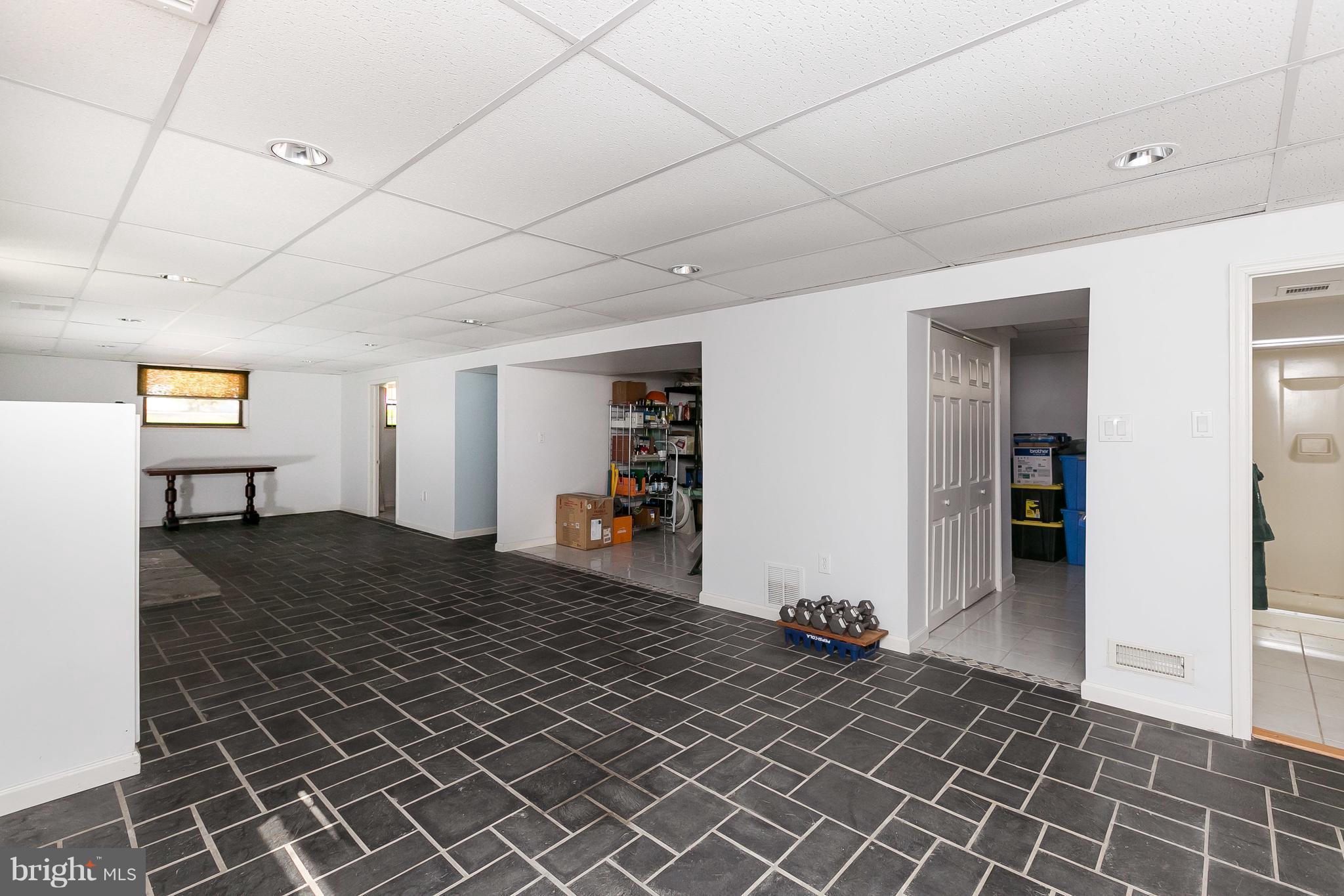 BLACKTHORN - Residential