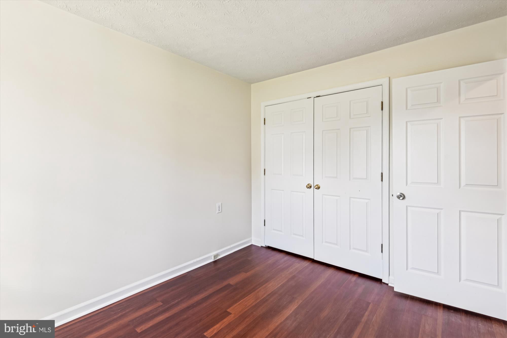 ELKRIDGE TOWN CENTER - Residential