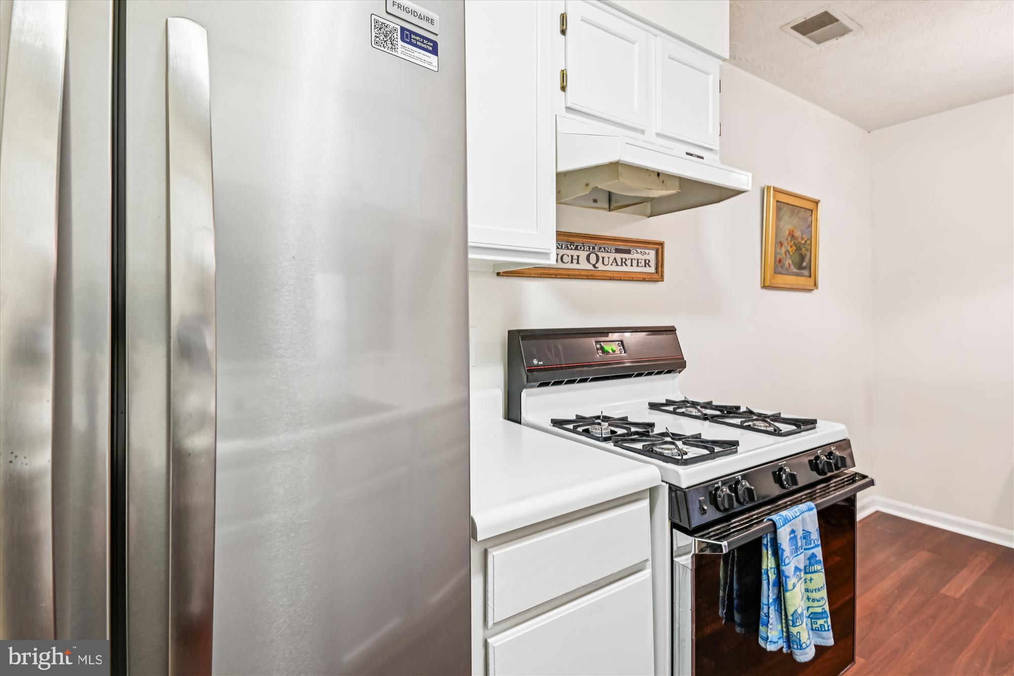 ELKRIDGE TOWN CENTER - Residential