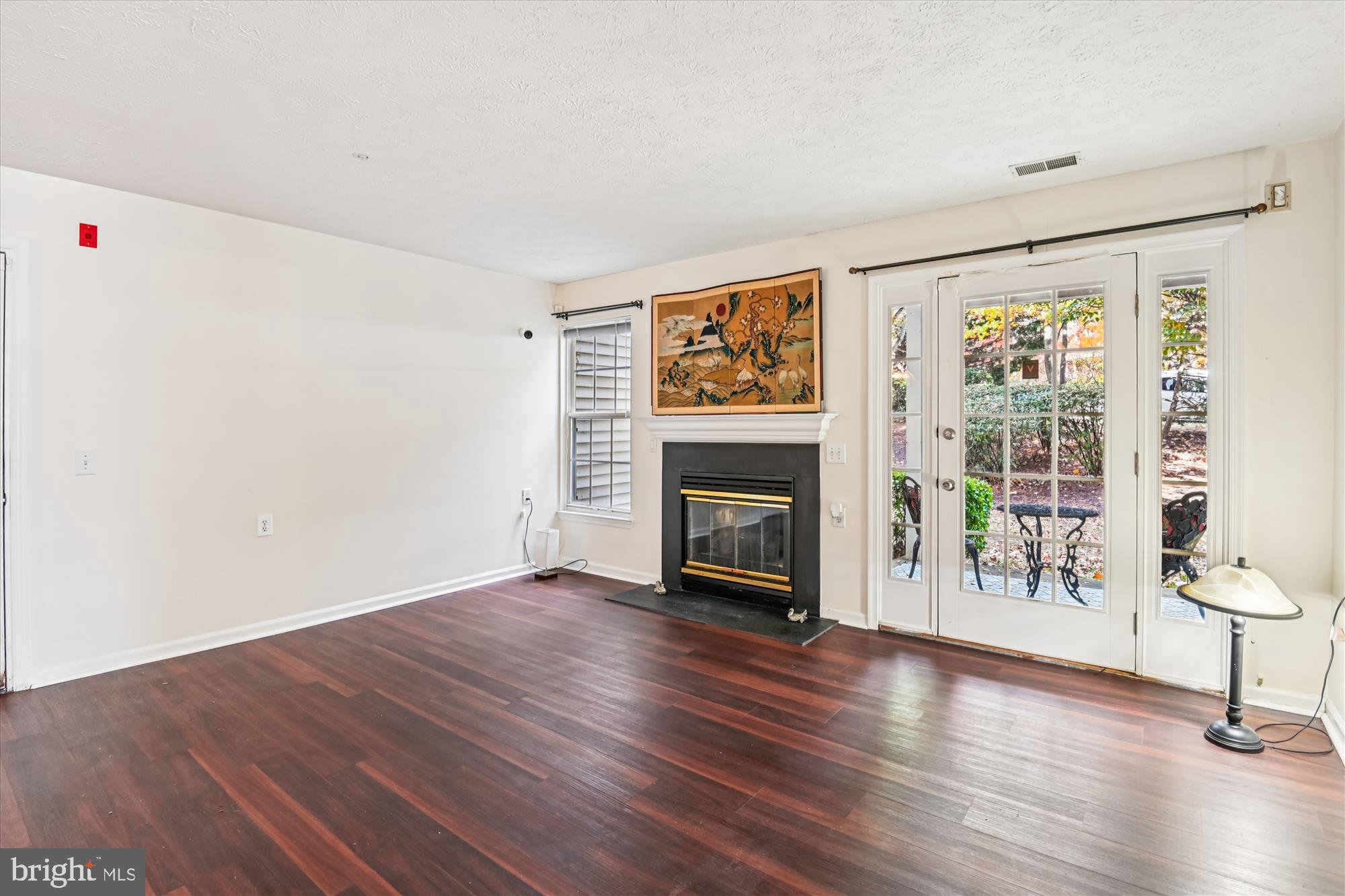 ELKRIDGE TOWN CENTER - Residential