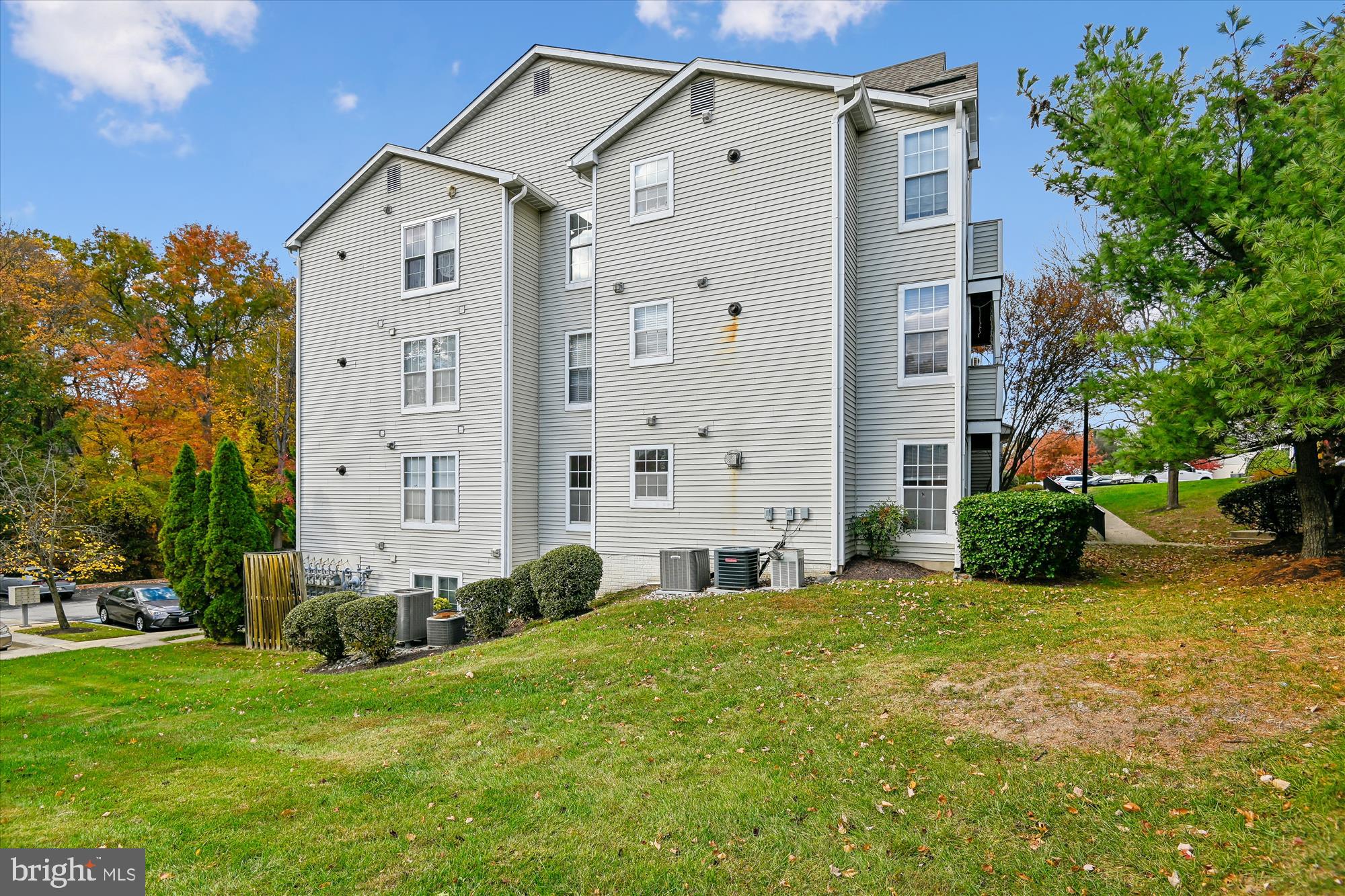 ELKRIDGE TOWN CENTER - Residential