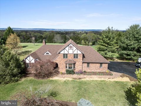 185 GOSHEN LANE MARTINSBURG WV 25404