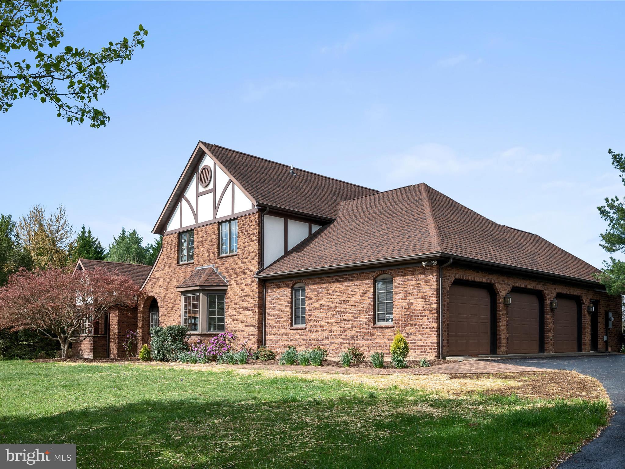 185 GOSHEN LANE