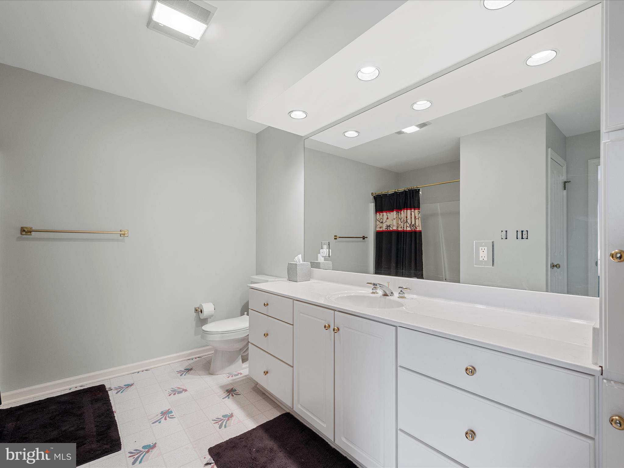 MEADOW SPRING FARM - Residential