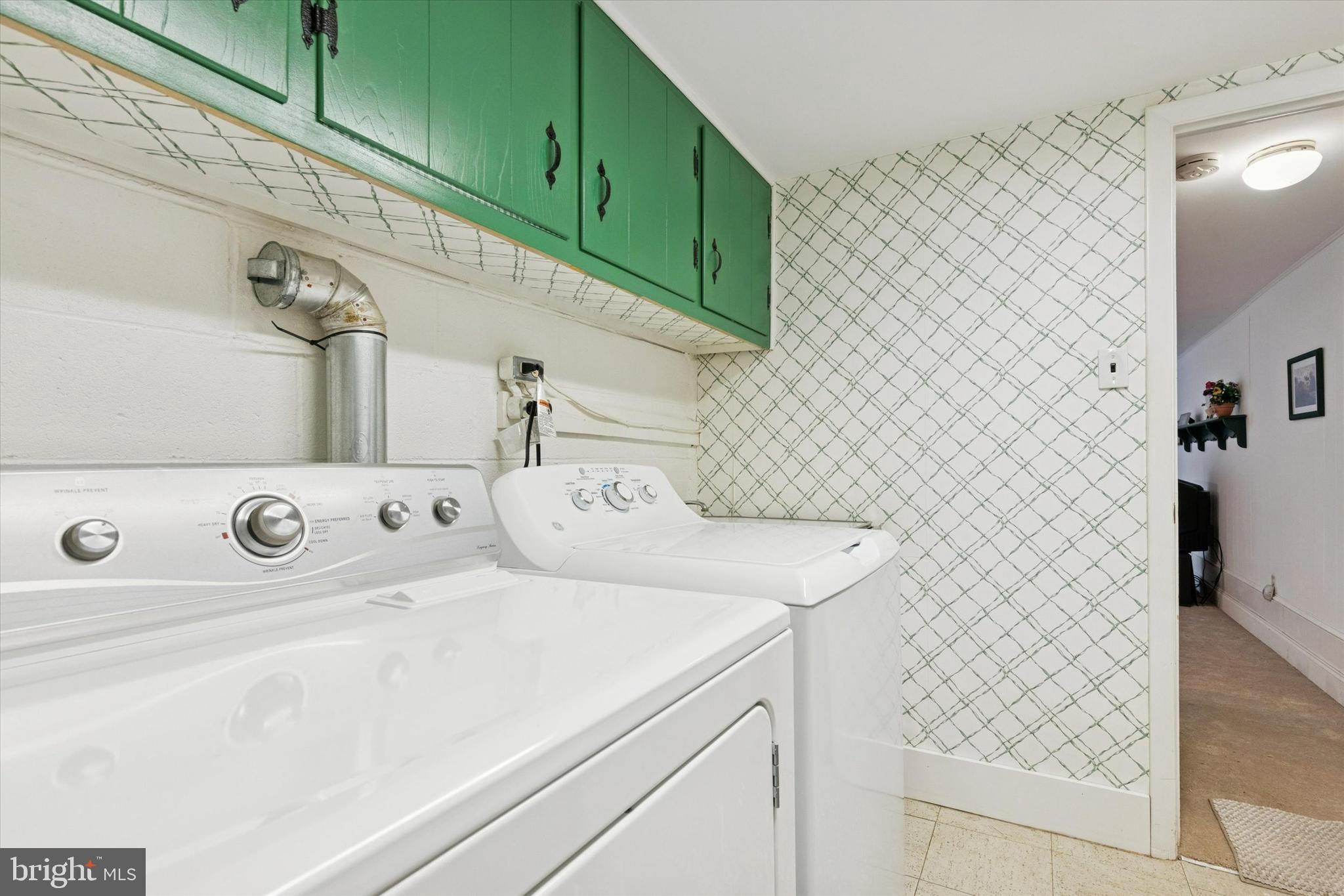 SOMERTON - Residential