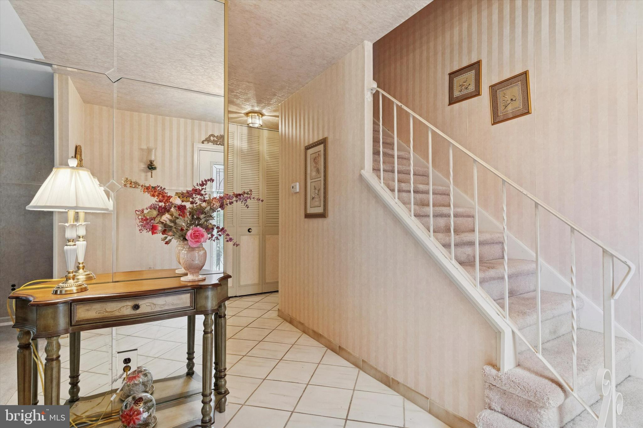 SOMERTON - Residential