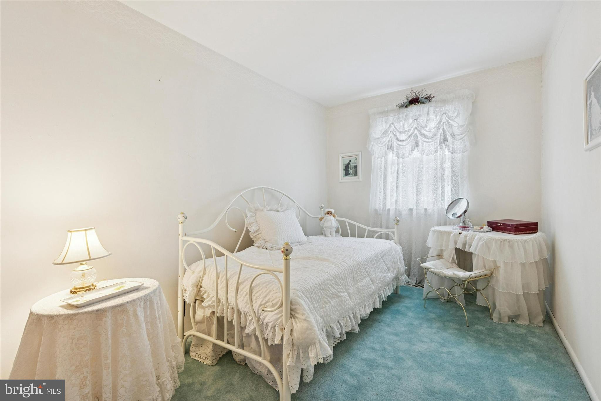 SOMERTON - Residential