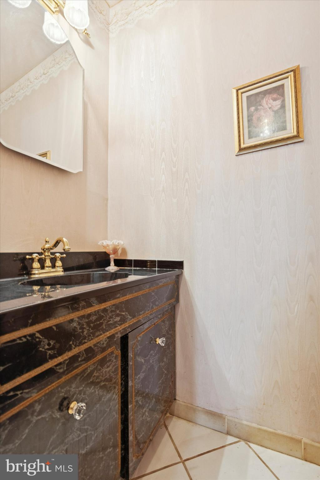 SOMERTON - Residential