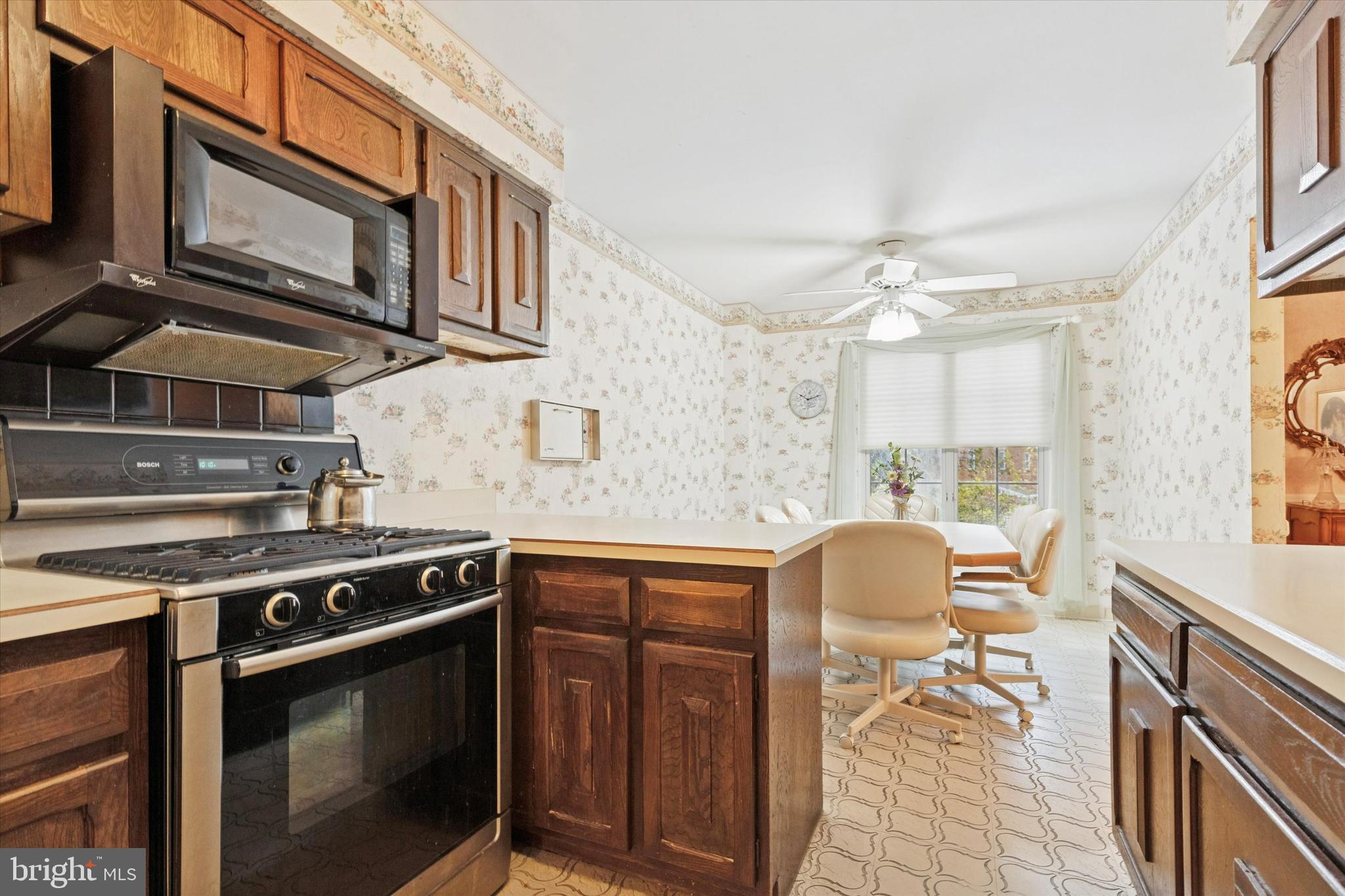 SOMERTON - Residential