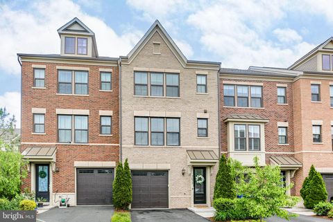 Photo of 3673 Ambrose Hills Road, FALLS CHURCH, VA 22041 (MLS # VAFX2305952)