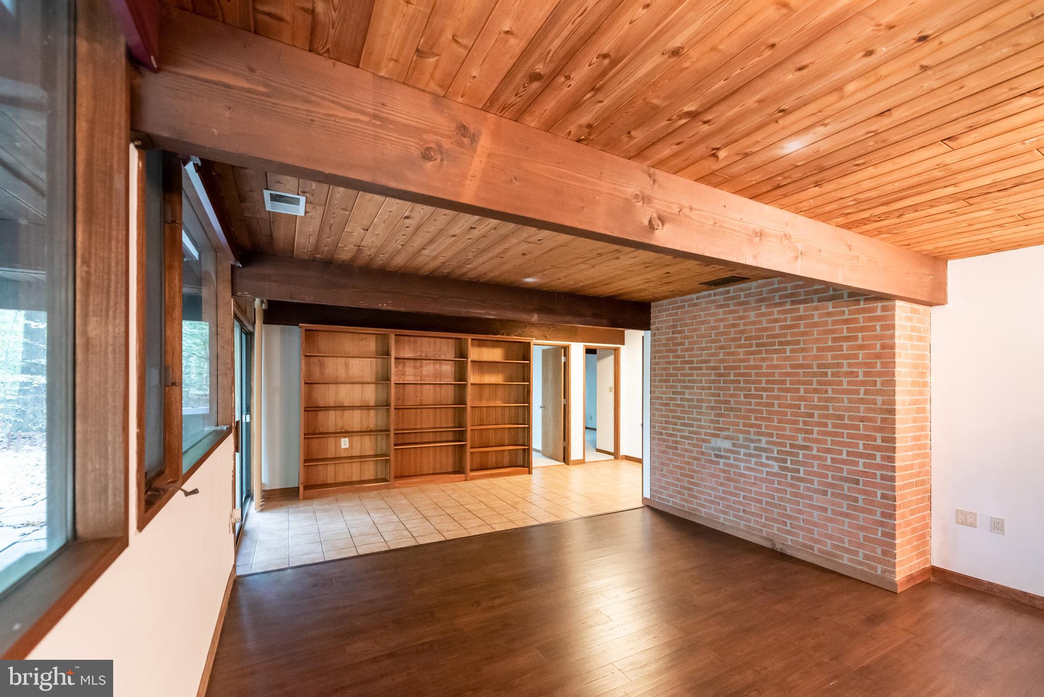 WEDGEWOOD - Residential