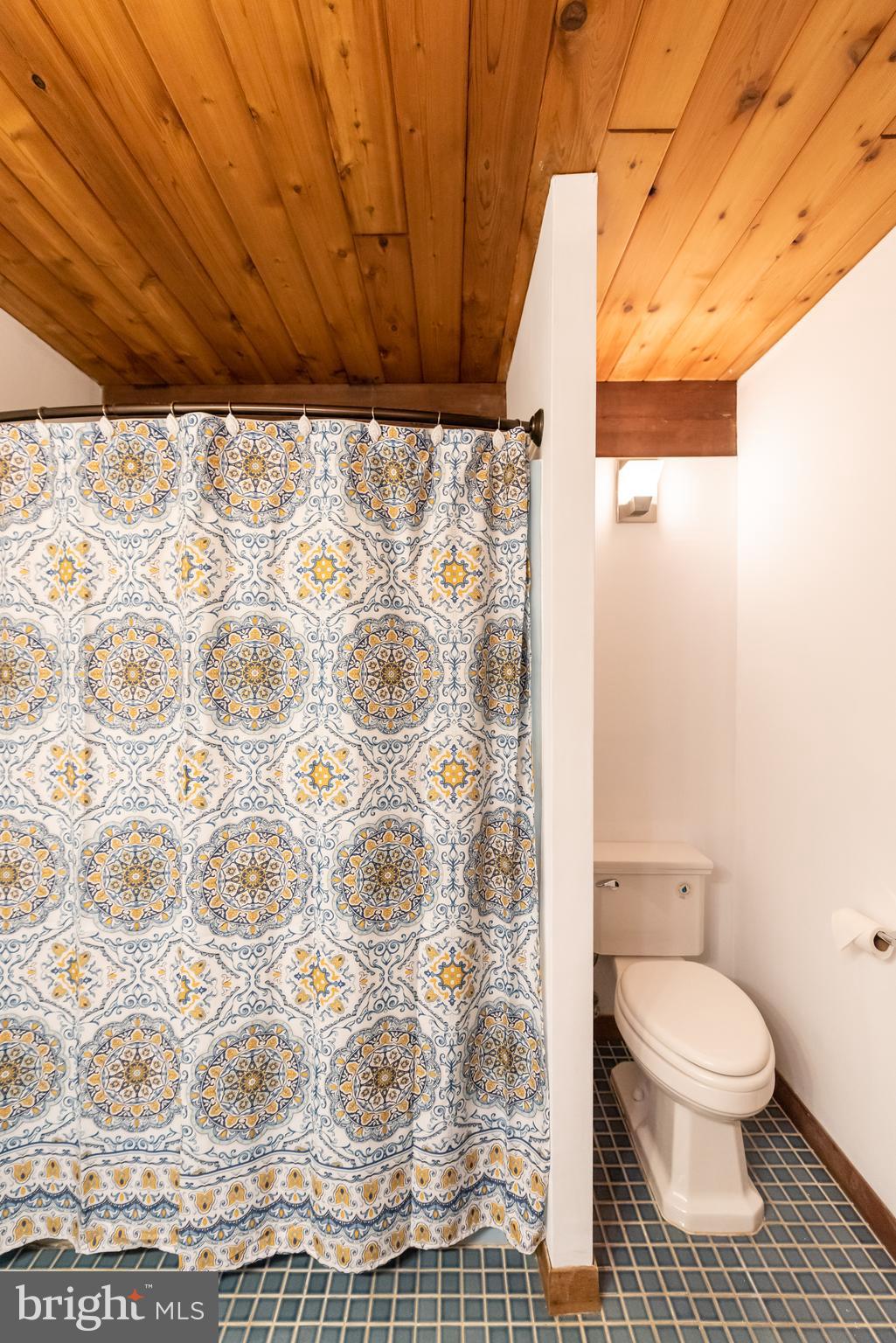 WEDGEWOOD - Residential