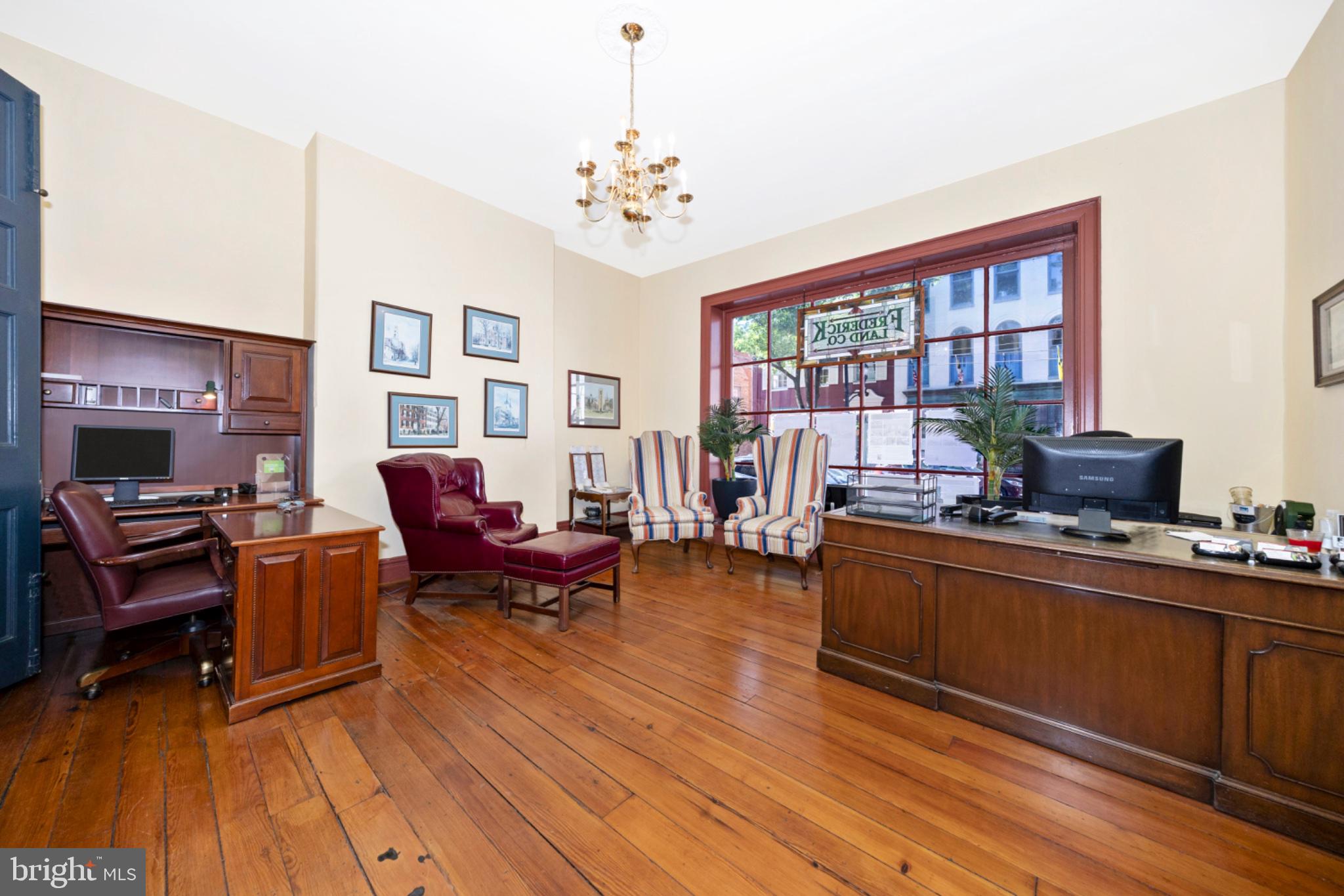 53 E PATRICK STREET
