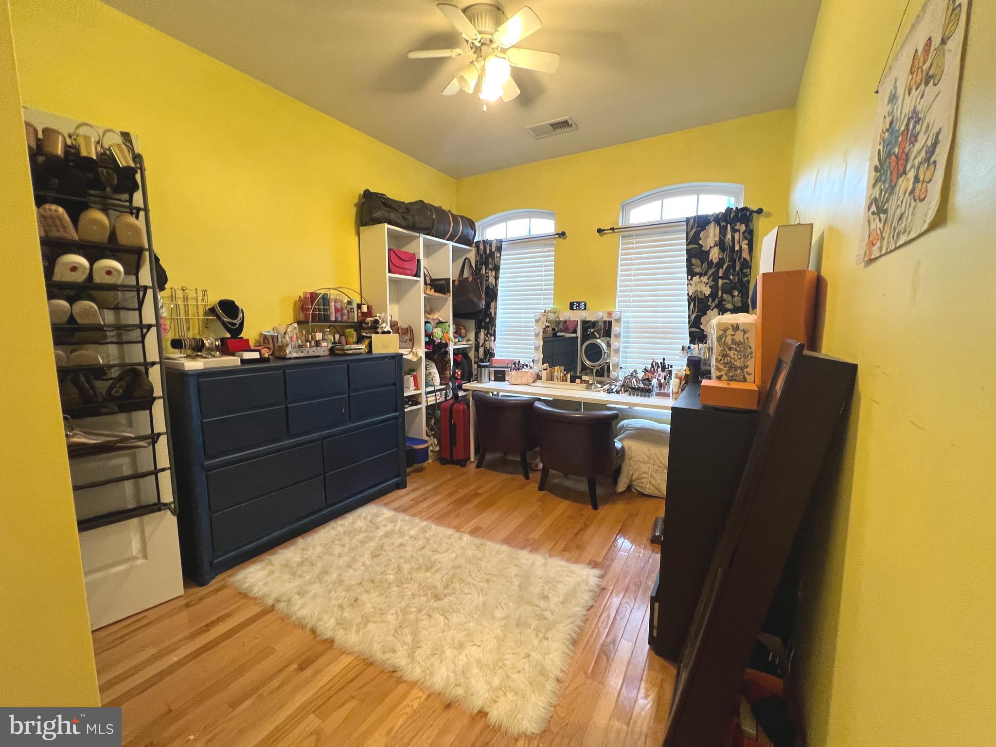 VILLAGE PLACE AT GAINESVILLE - Residential