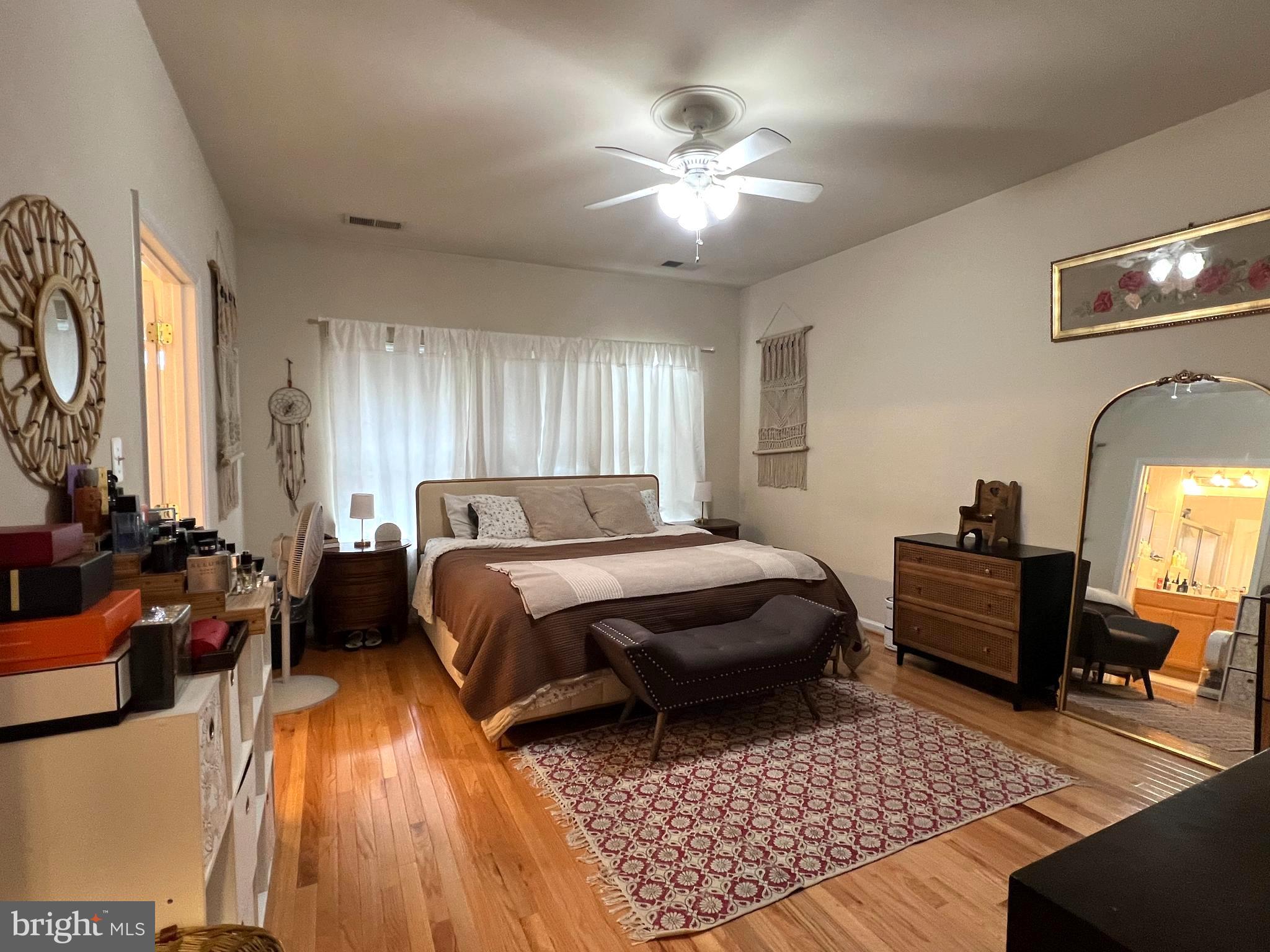 VILLAGE PLACE AT GAINESVILLE - Residential