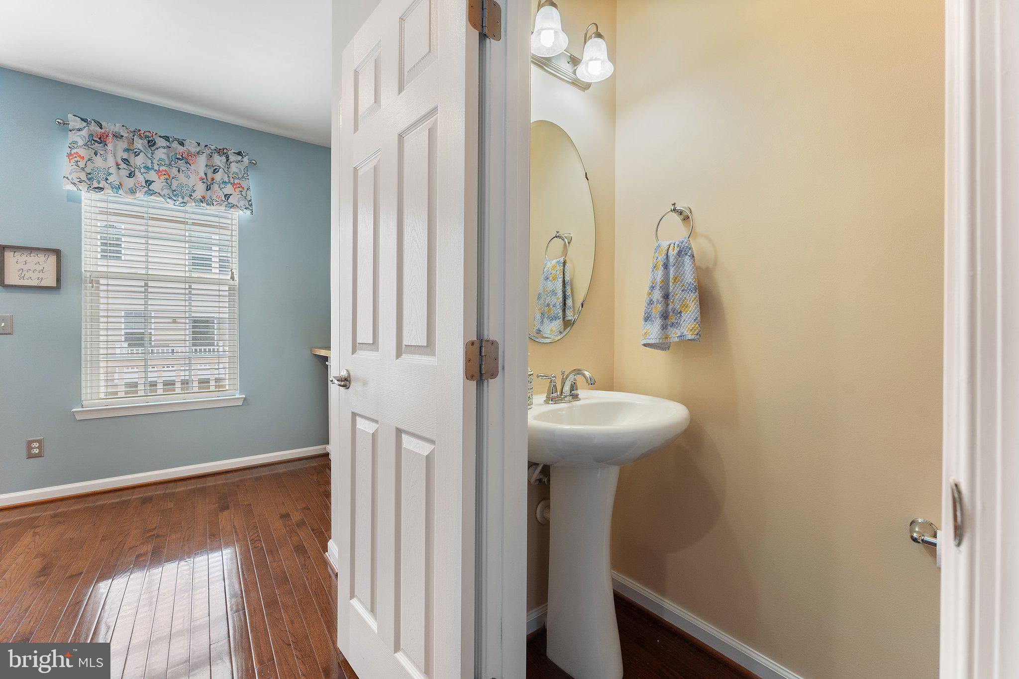 HEATHCOTE COMMONS CONDOMINIUMS - Residential