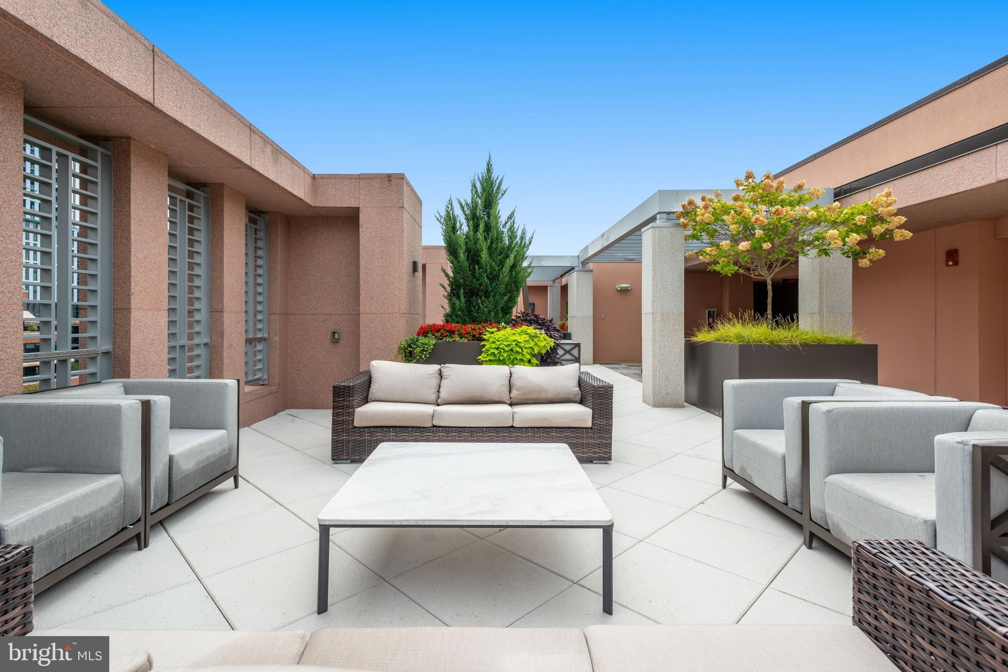 THE LAUREN - Residential