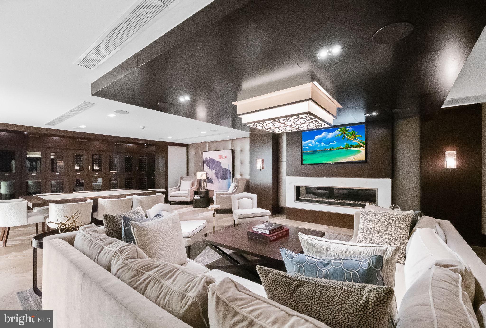 THE LAUREN - Residential