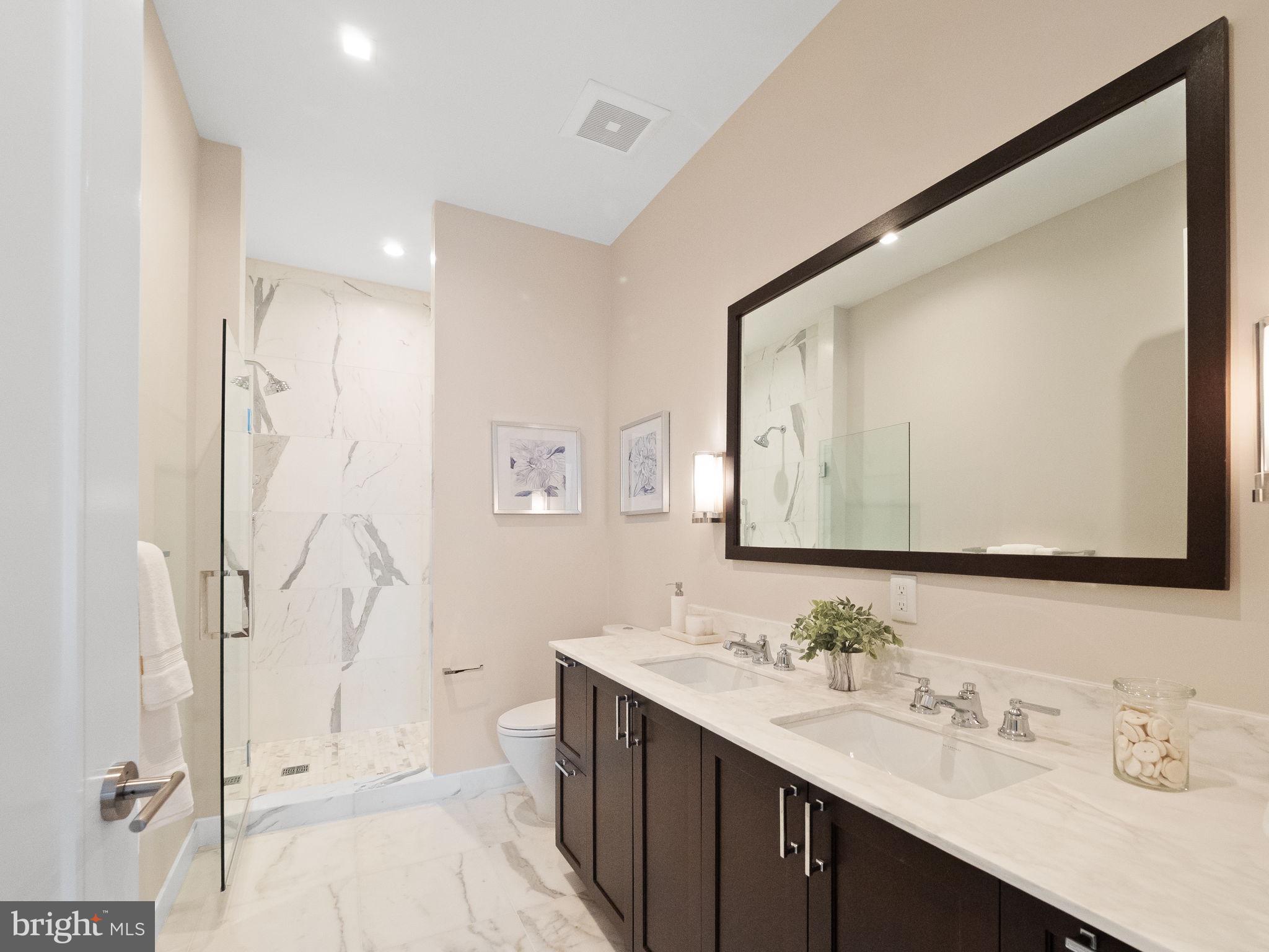 THE LAUREN - Residential