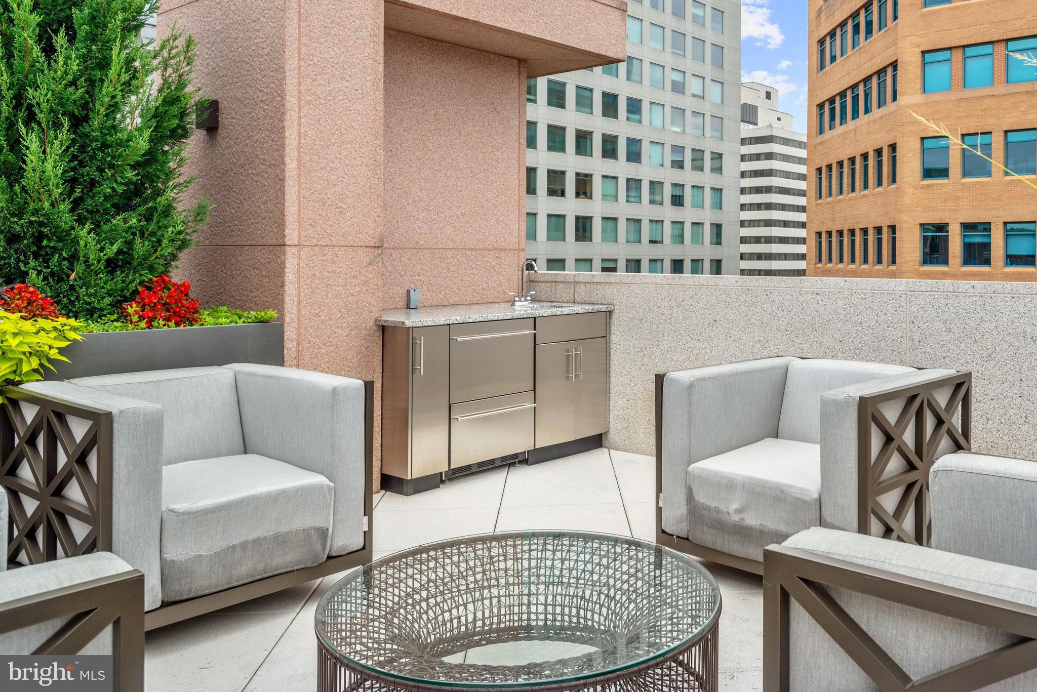 THE LAUREN - Residential