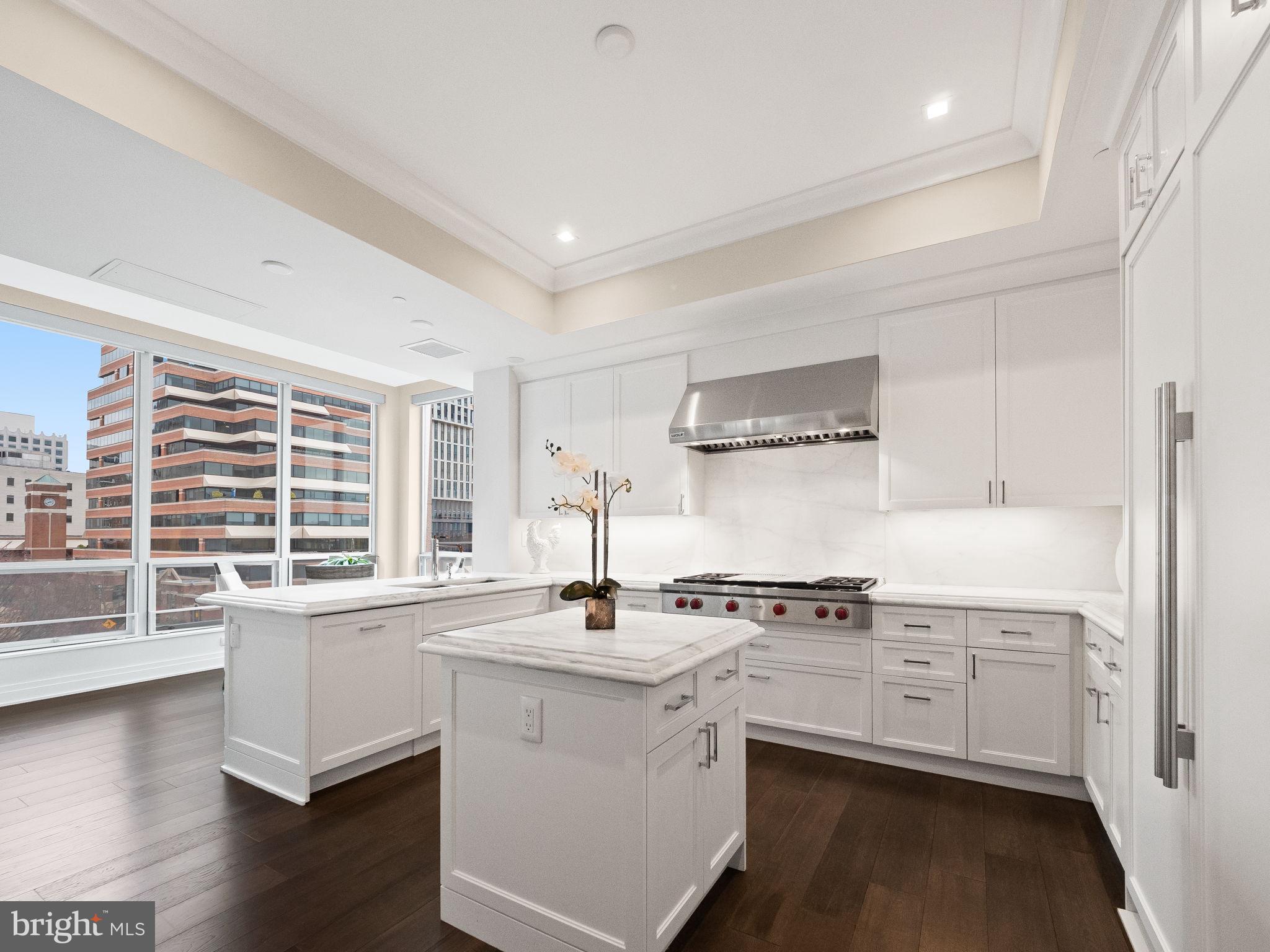 THE LAUREN - Residential