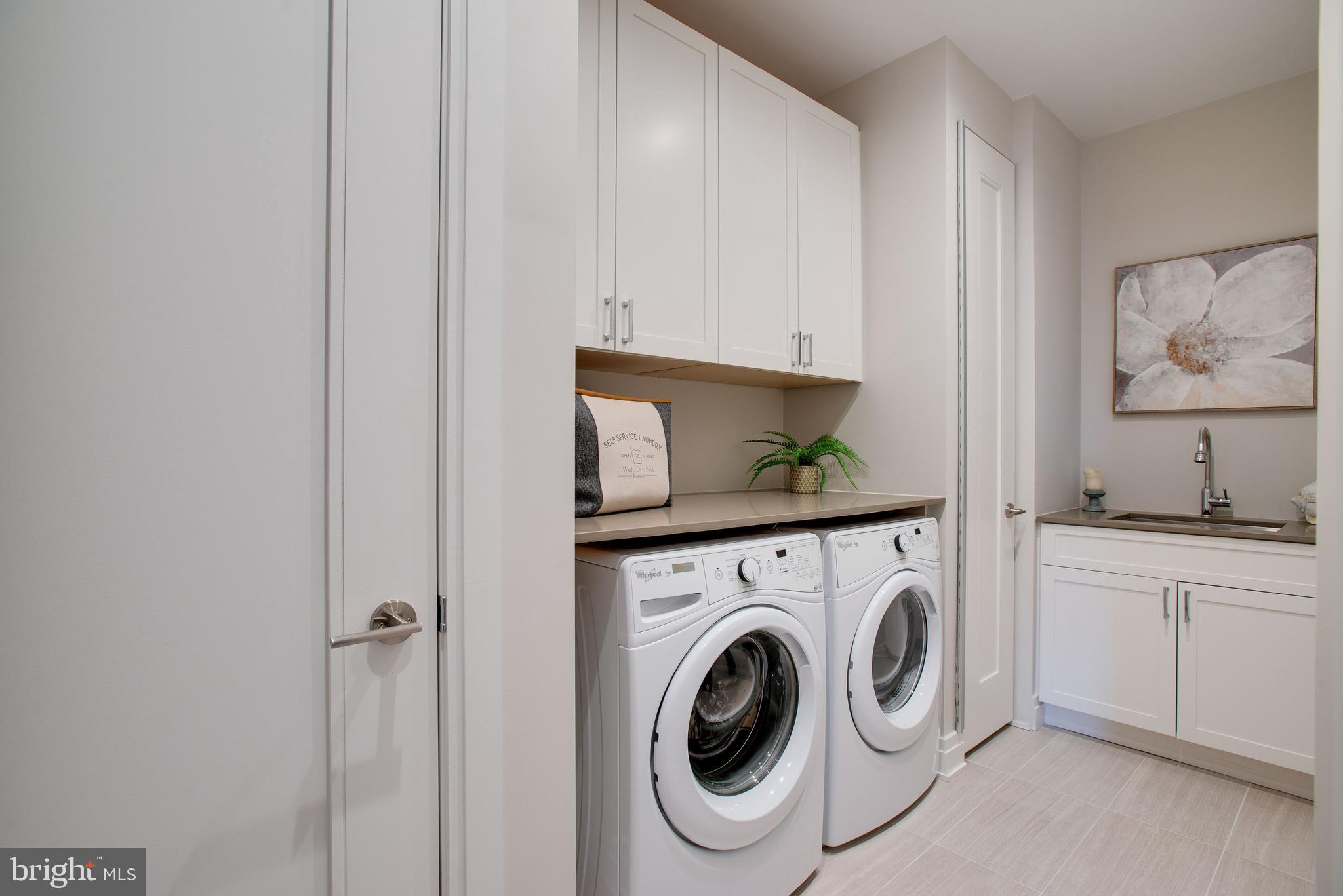 THE LAUREN - Residential