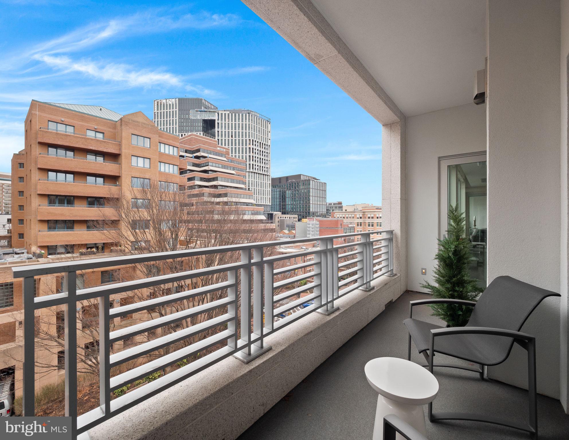 THE LAUREN - Residential