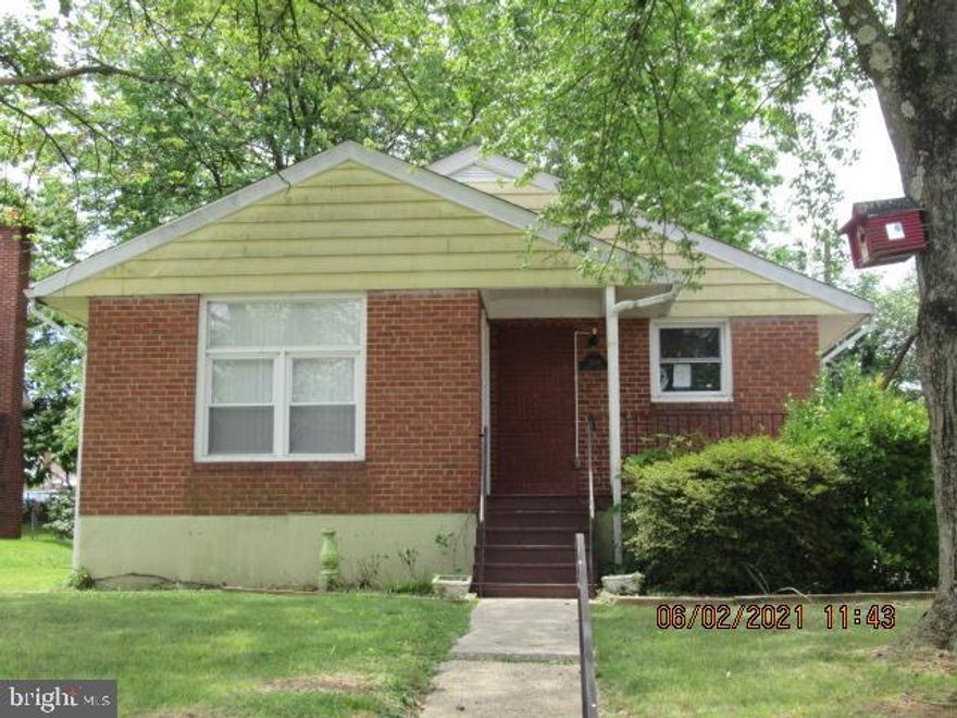 THE SELLER HAS RECEIVED MULTIPLE OFFERS ON THIS PROPERTY.  PLEASE SUBMIT YOUR "HIGHEST AND BEST" NO LATER THAN 2 PM ON TUESDAY, JUNE 8, 2021.  PLEASE FOLLOW DIRECTIONS IN BRIGHT.  BANK ADDENDUM COME AFTER CONTRACT ACCEPTANCE.  NO ESCALATION CLAUSES.  Property is being sold "as is".  Purchaser to verify real estate taxes/HOA/ground rent - seller will not redeem ground rent.   All offers must have RECENT PROOF OF FUNDS/LENDER LETTER (WITHIN PAST 30 DAYS).   EMD held by sellers title company (Crown Title). Property must be in MLS for at least 3 days before seller will consider any offers.  Seller will not pro-rate recent water/sewer on settlement sheet.  Please refer to "Documents" for offer instructions.