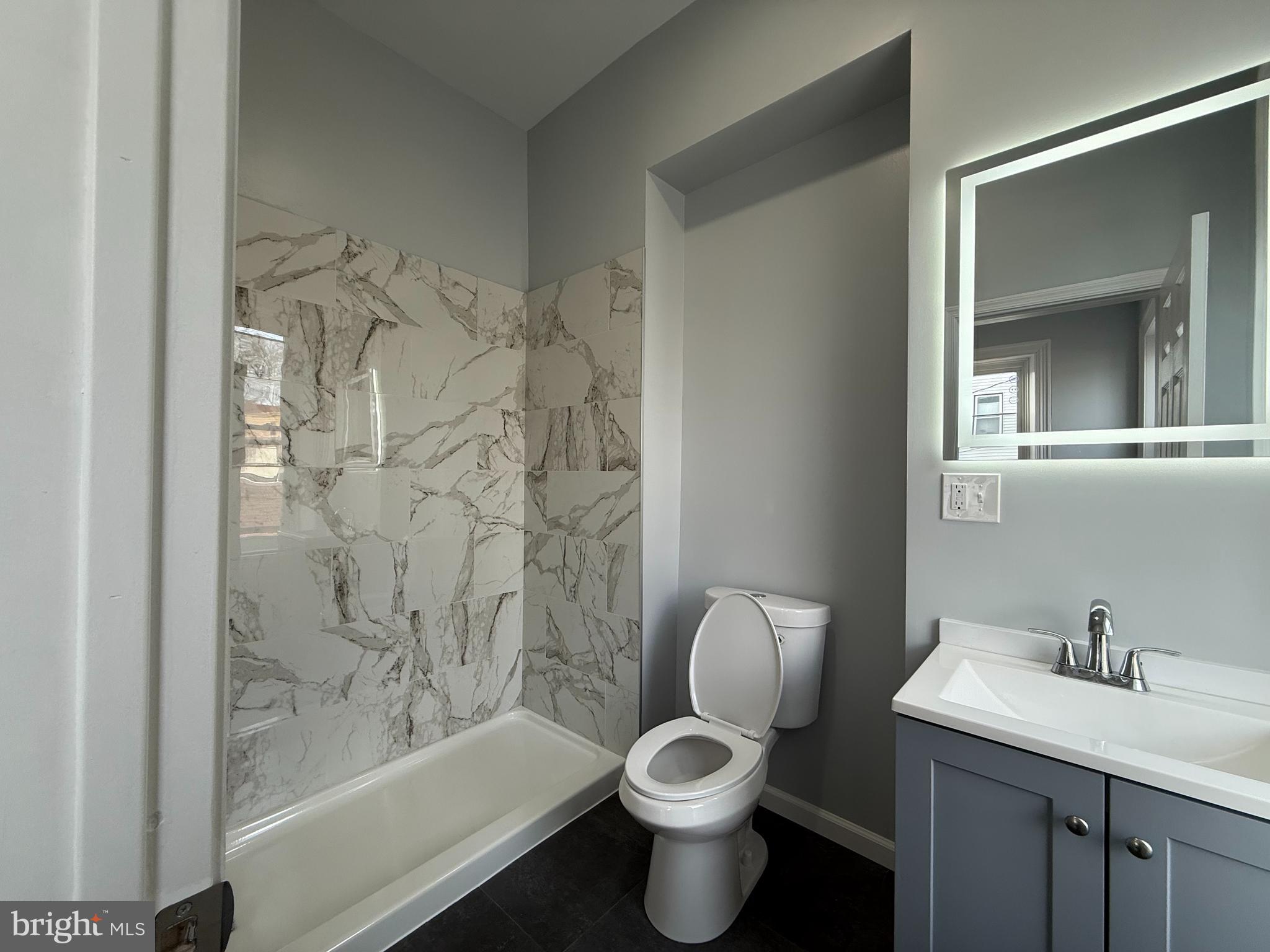 READING - Residential Lease