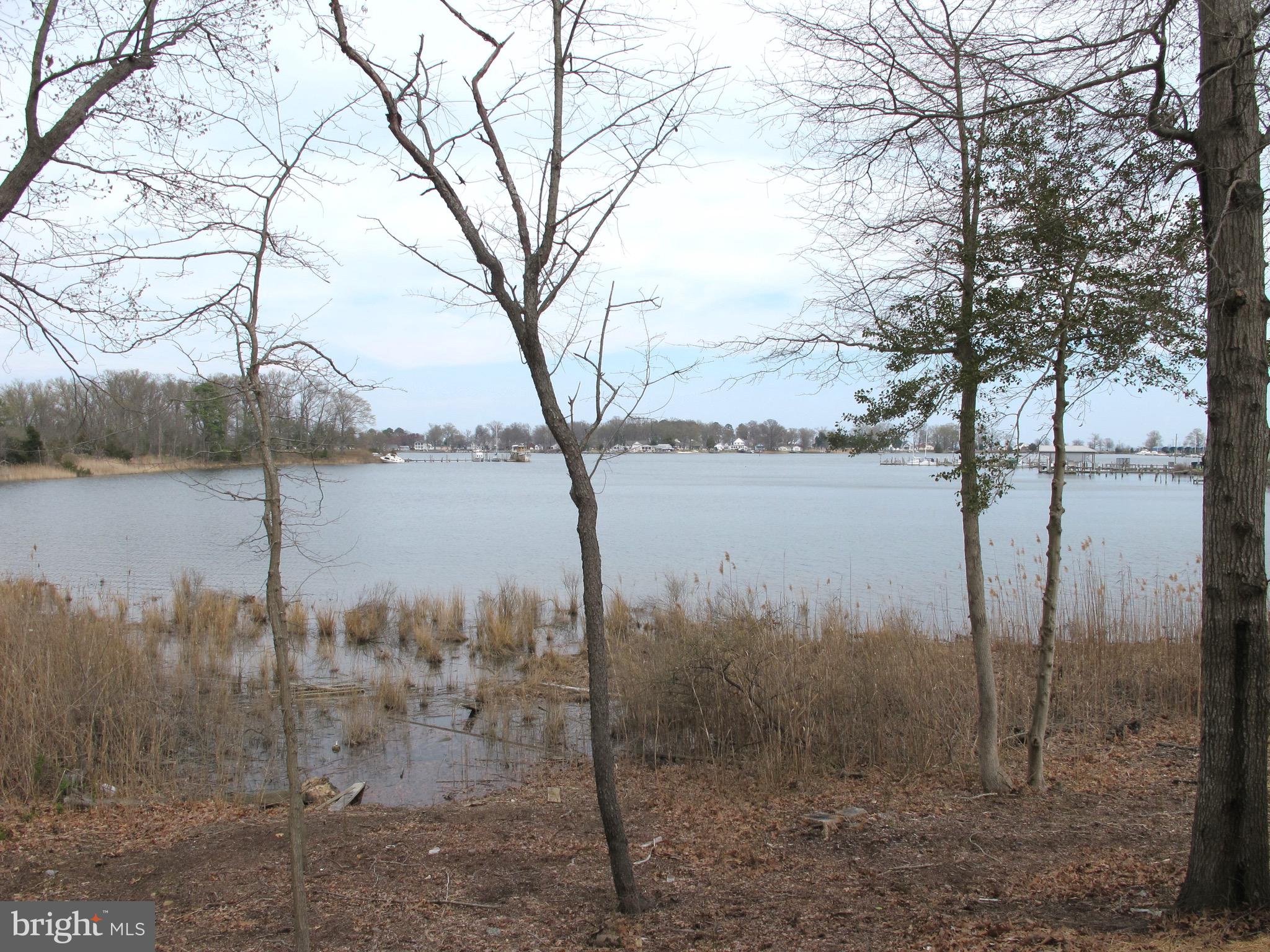 WESTMORELAND SHORES - Residential