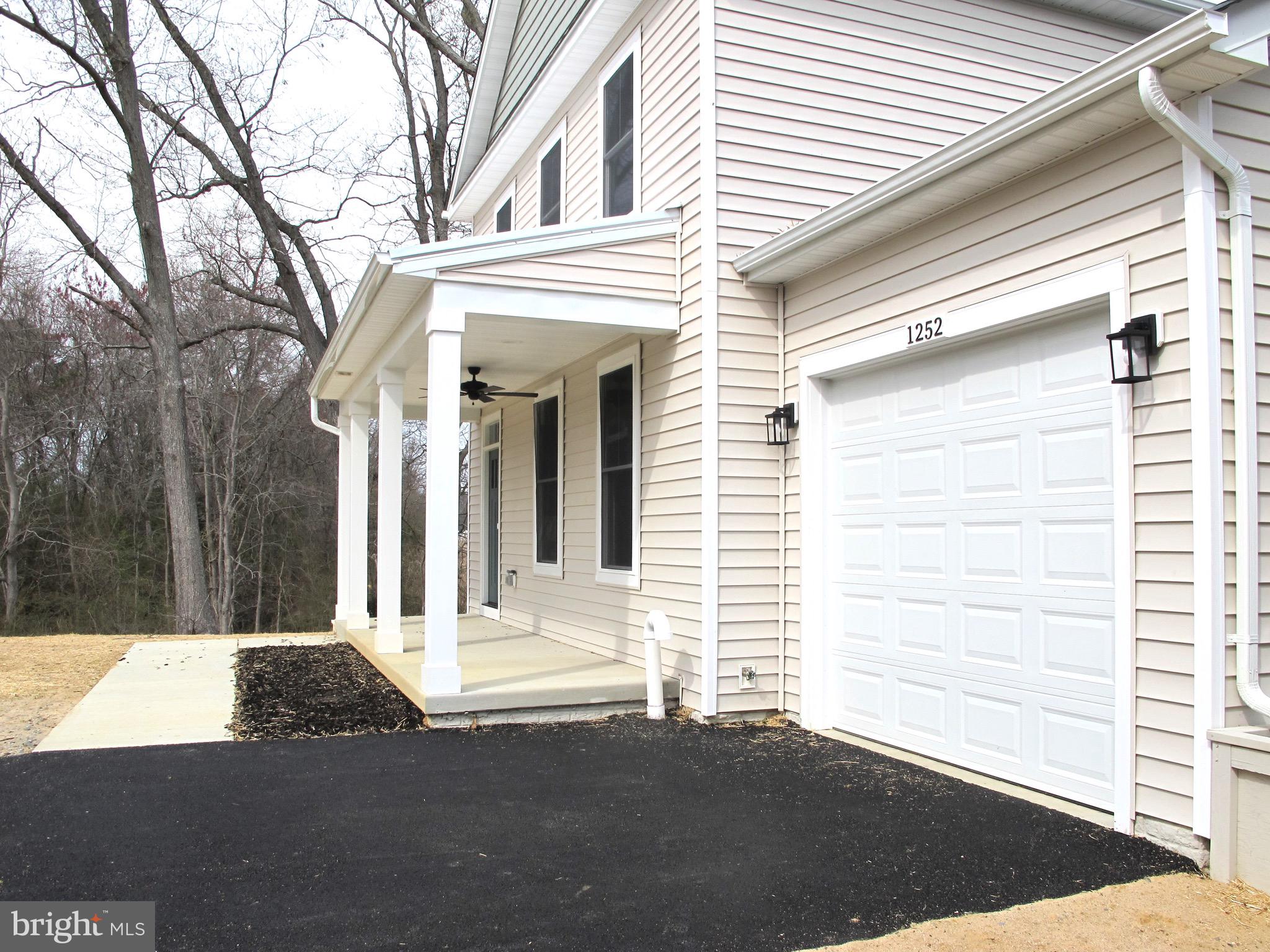 WESTMORELAND SHORES - Residential