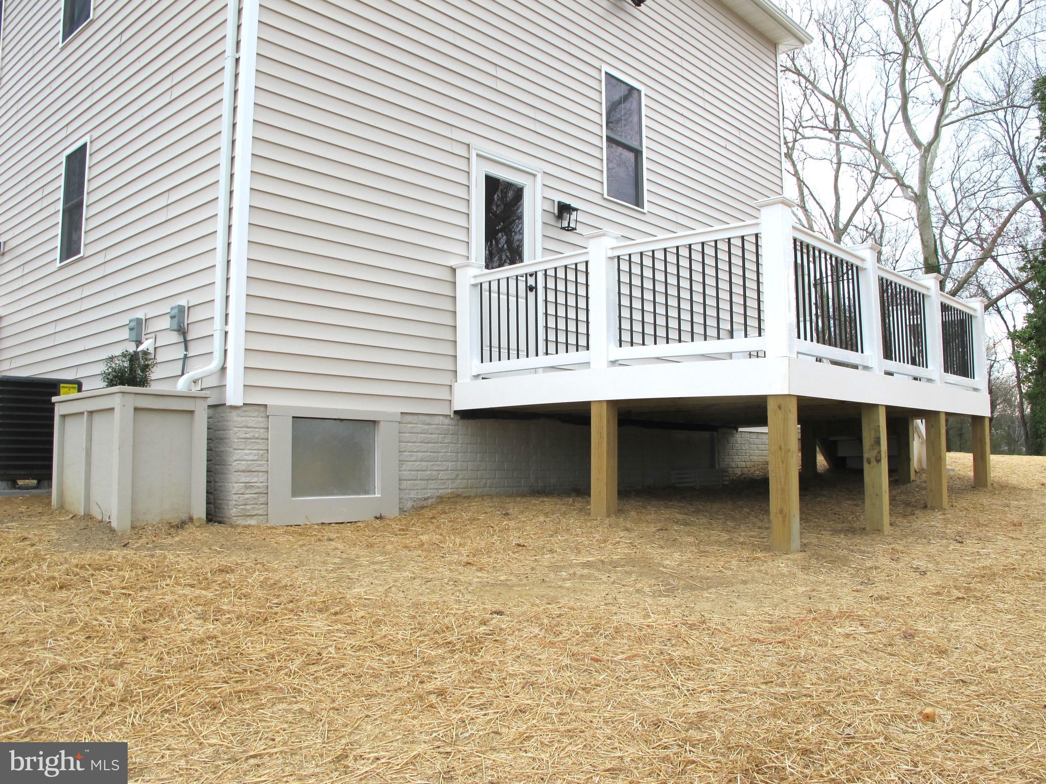 WESTMORELAND SHORES - Residential