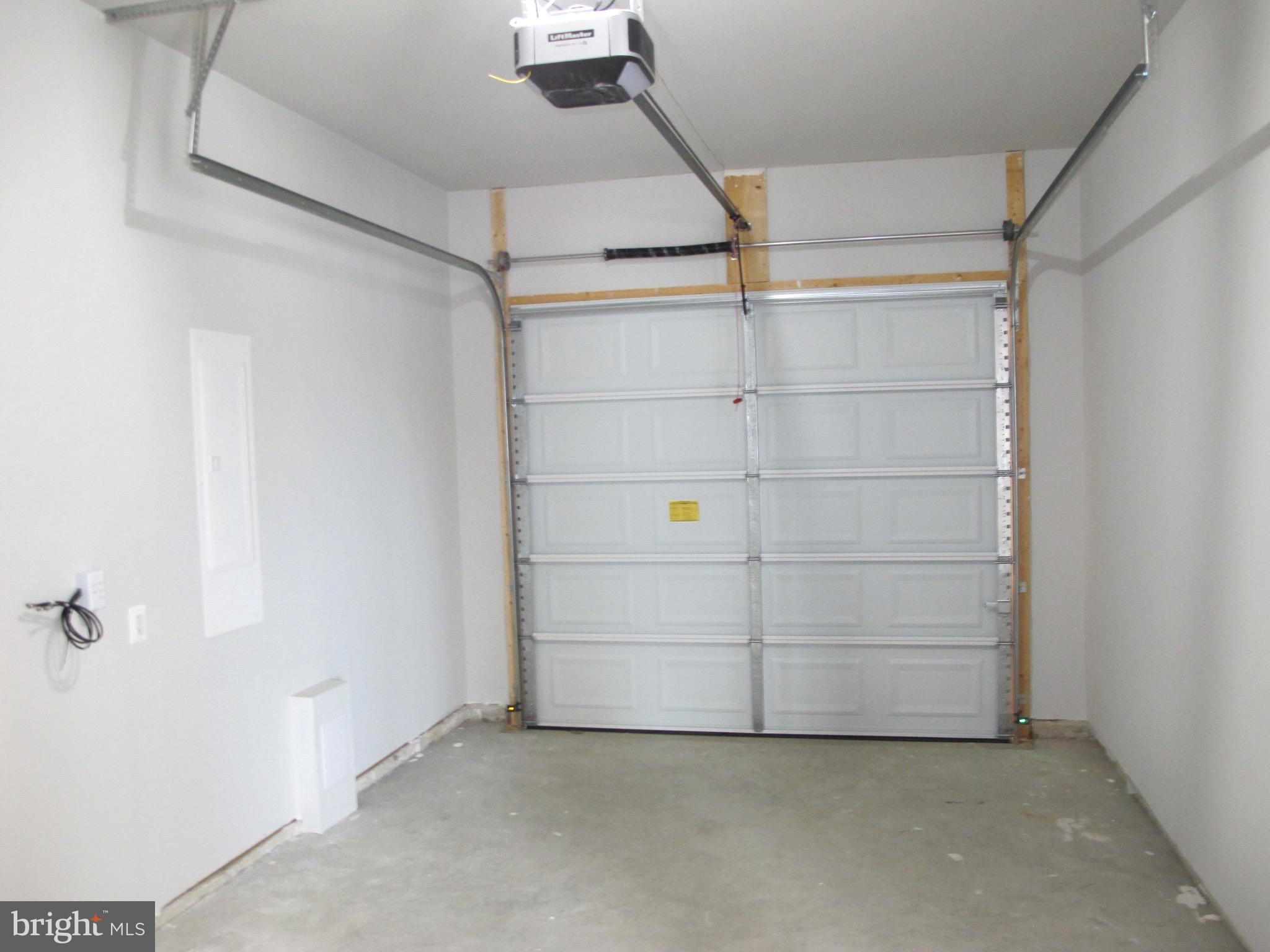 WESTMORELAND SHORES - Residential