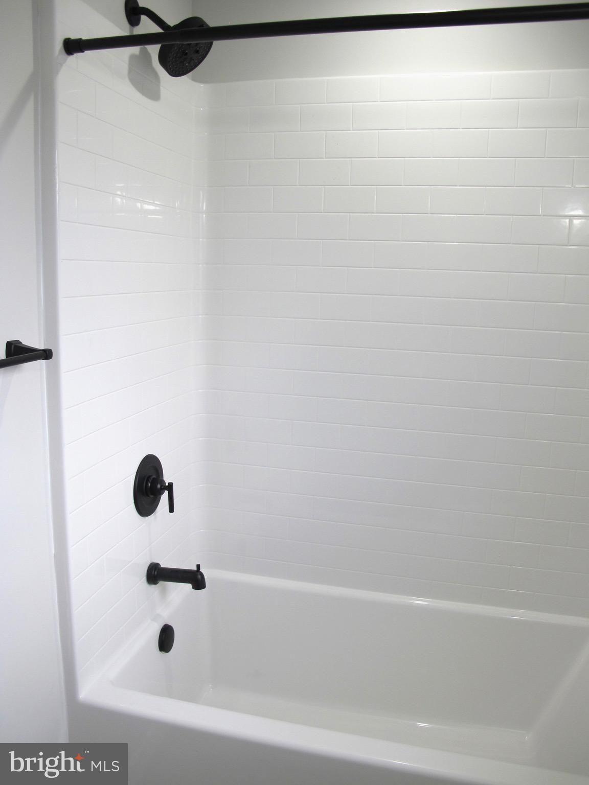 WESTMORELAND SHORES - Residential