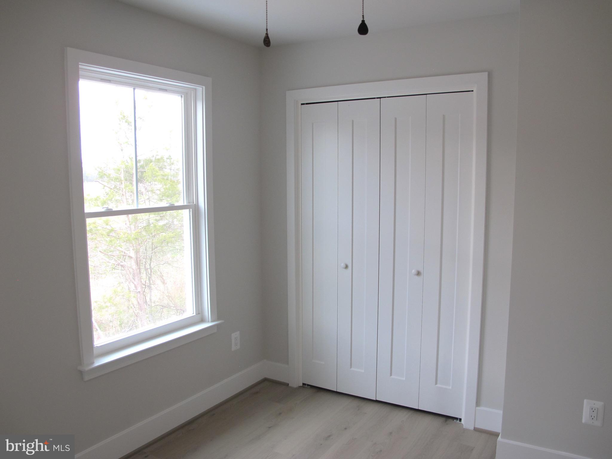 WESTMORELAND SHORES - Residential