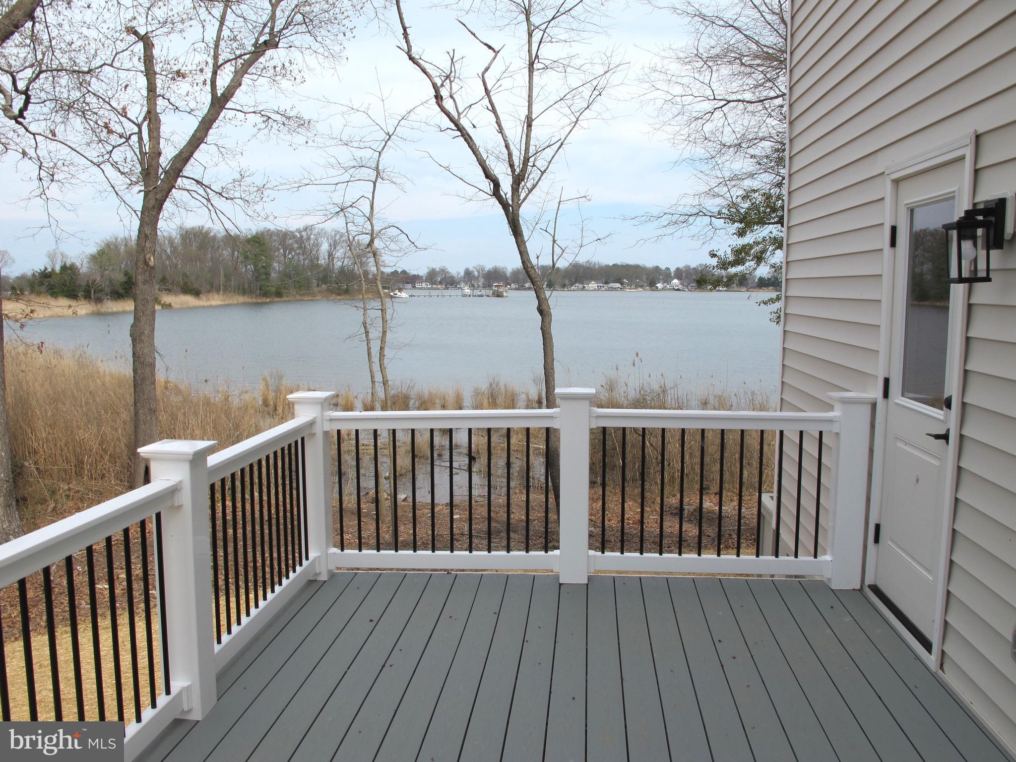 WESTMORELAND SHORES - Residential