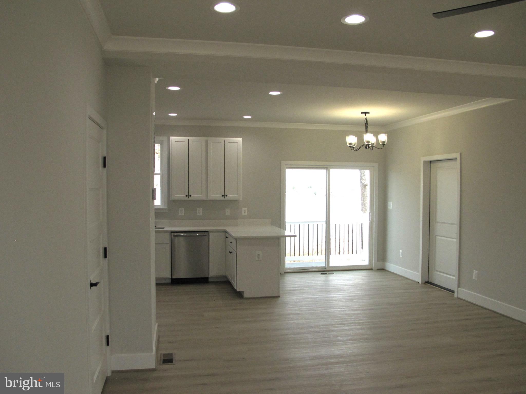 WESTMORELAND SHORES - Residential