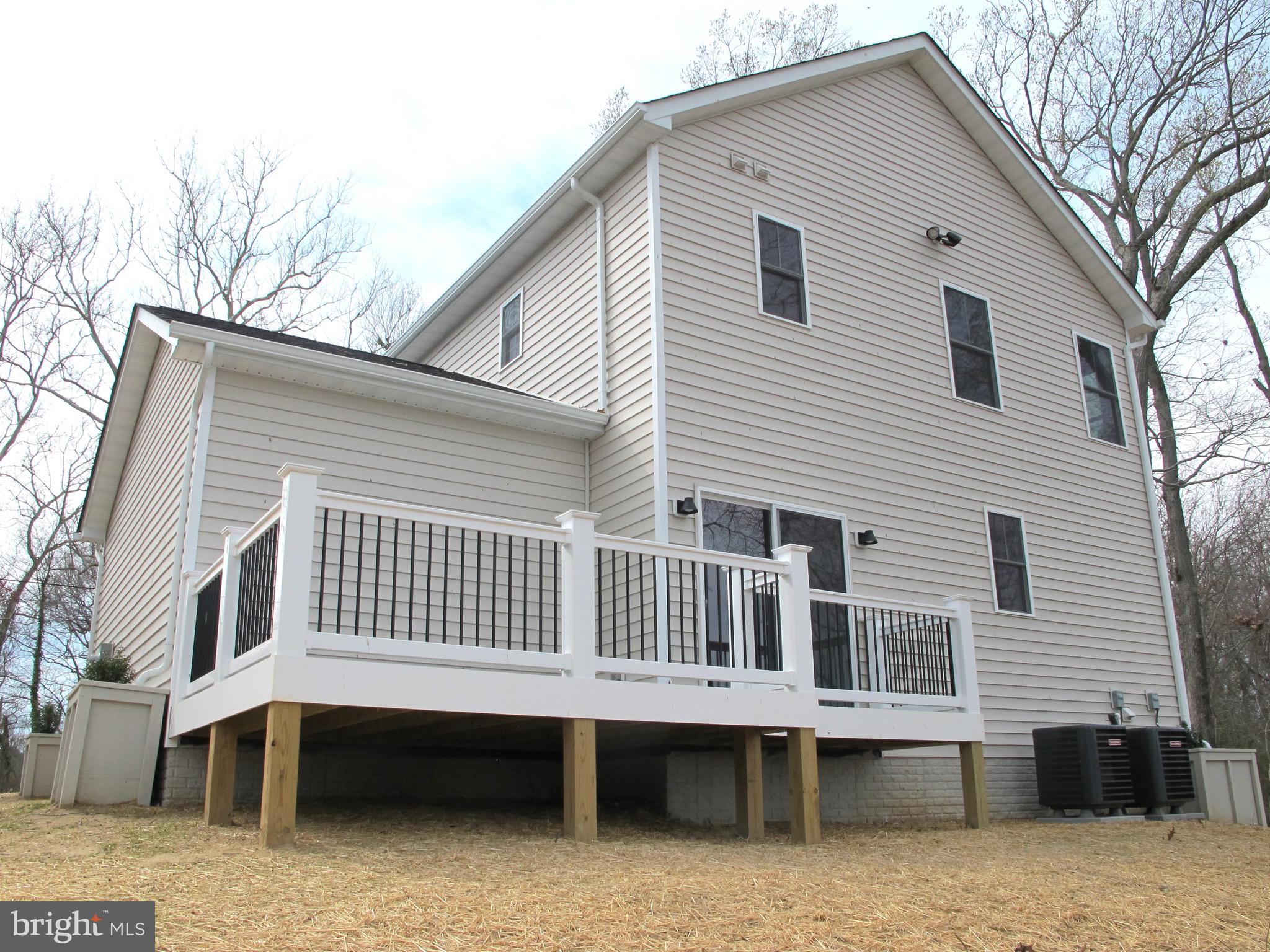 WESTMORELAND SHORES - Residential