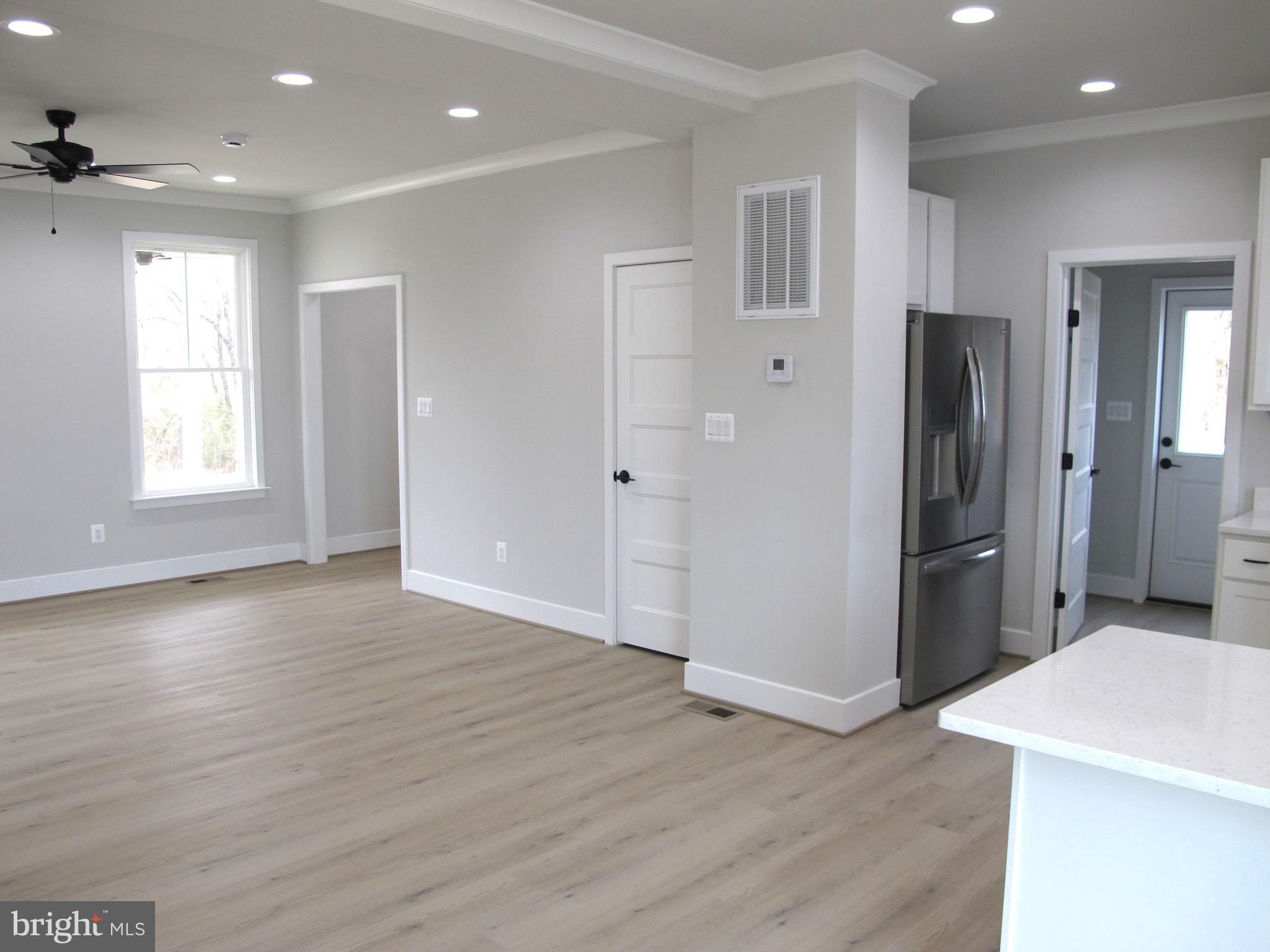 WESTMORELAND SHORES - Residential