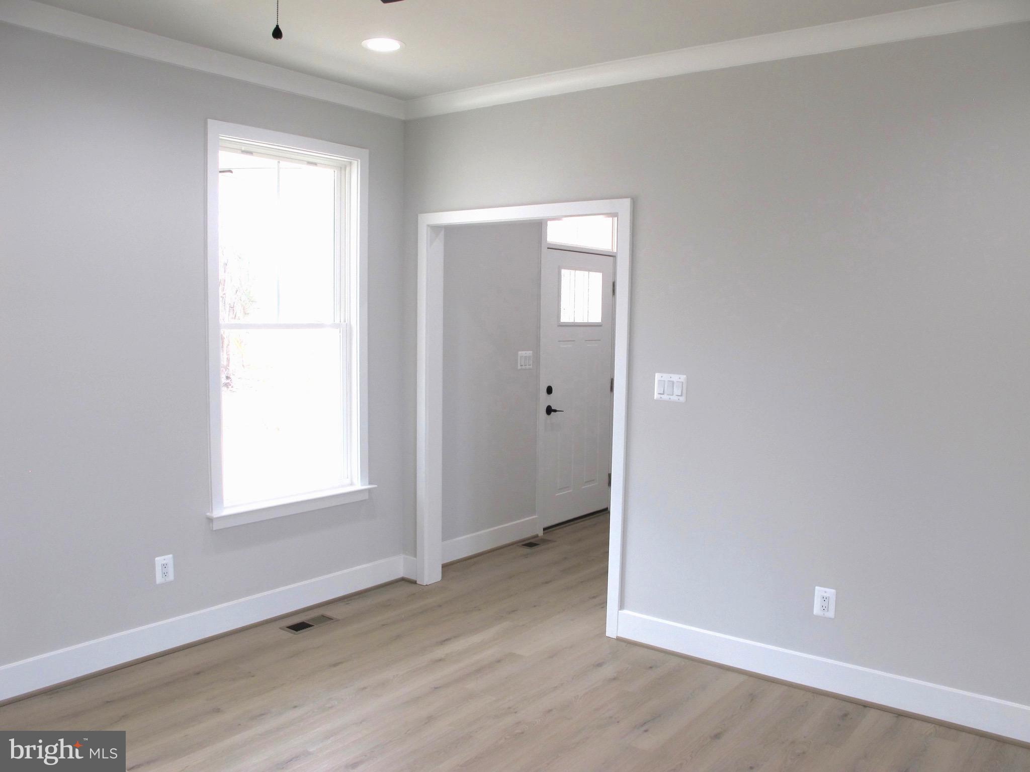 WESTMORELAND SHORES - Residential